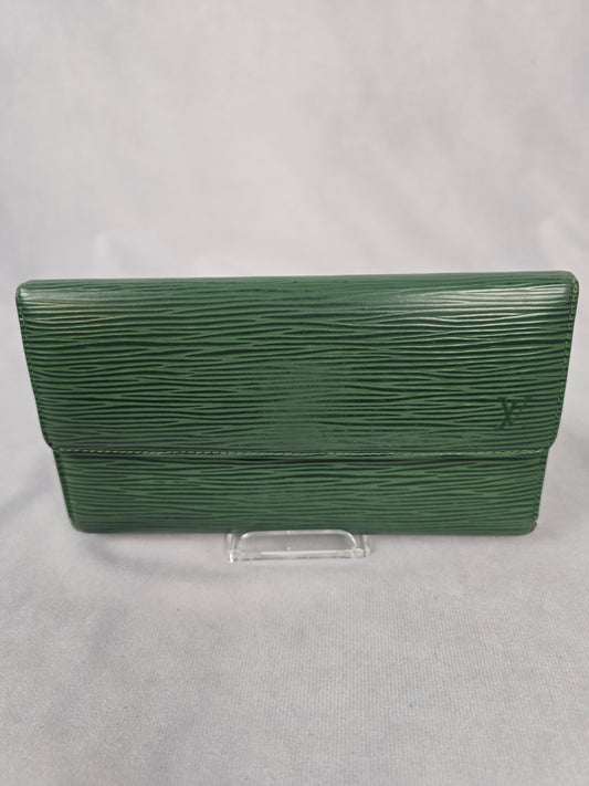 Louis Vuitton EPI Sarah Green Wallet