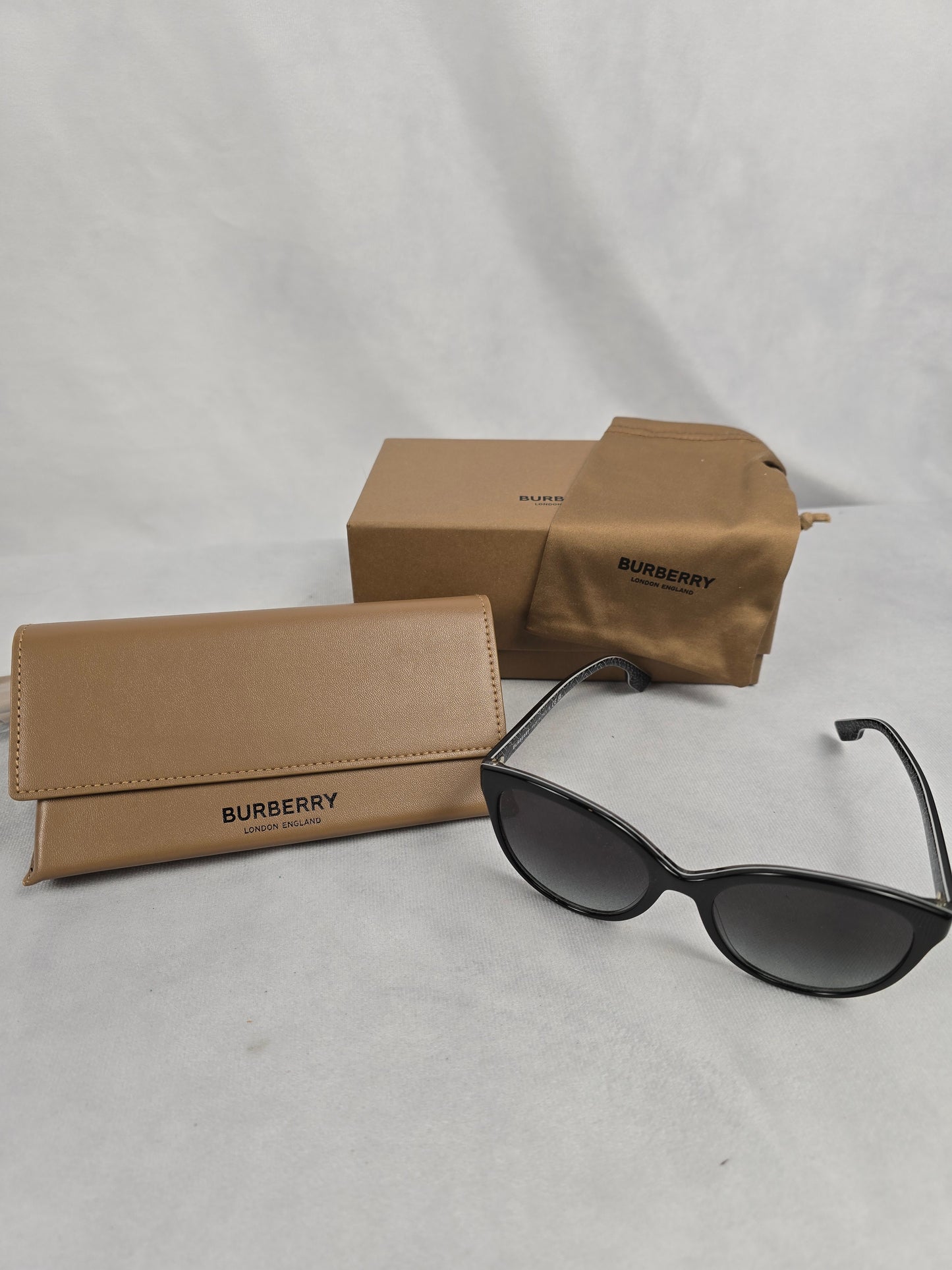 Burberry Betty Sunglasses Black