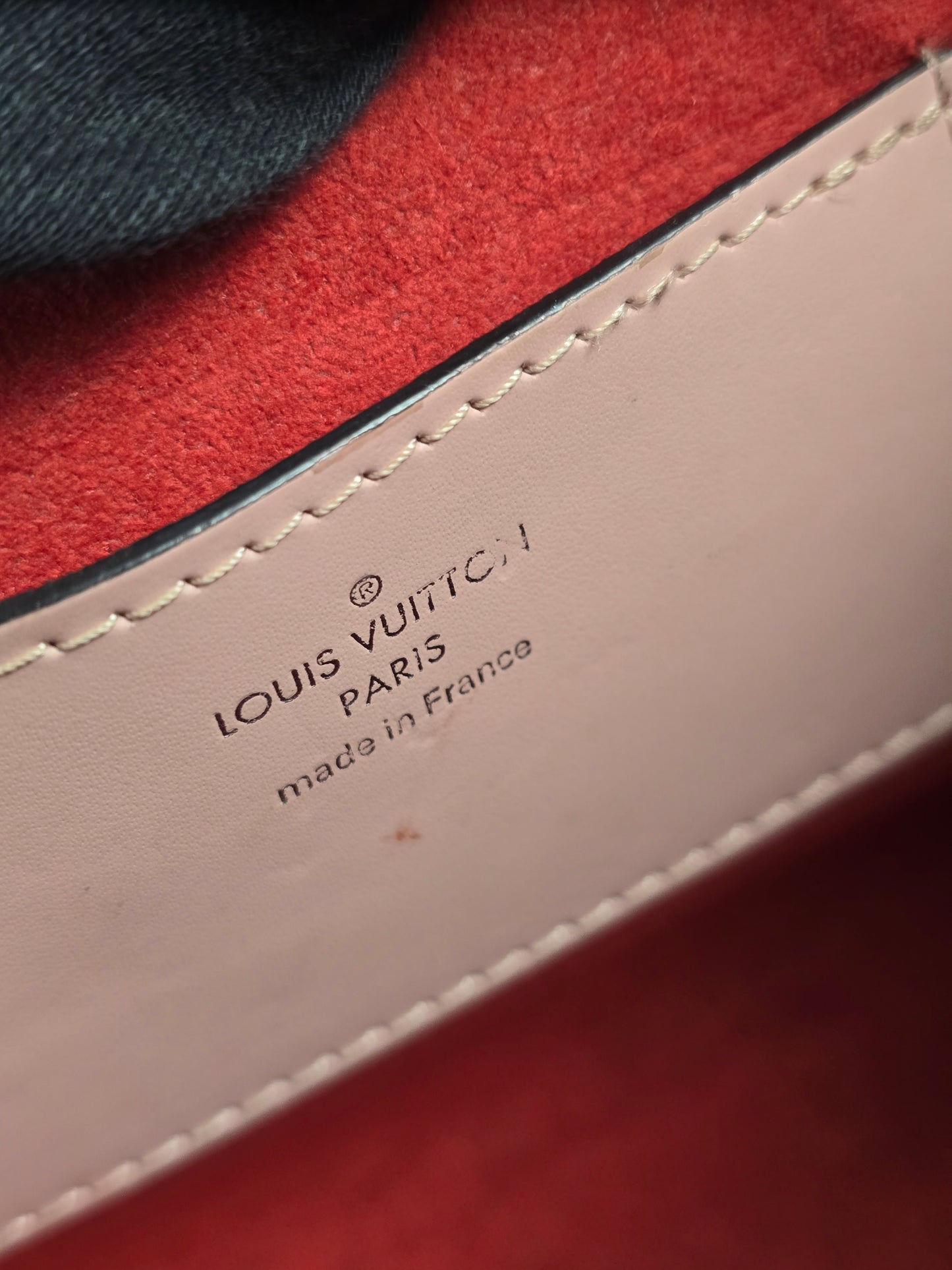 Louis Vuitton Limited Edition Red Epi Leather Trunk Twist MM Shoulder Bag
