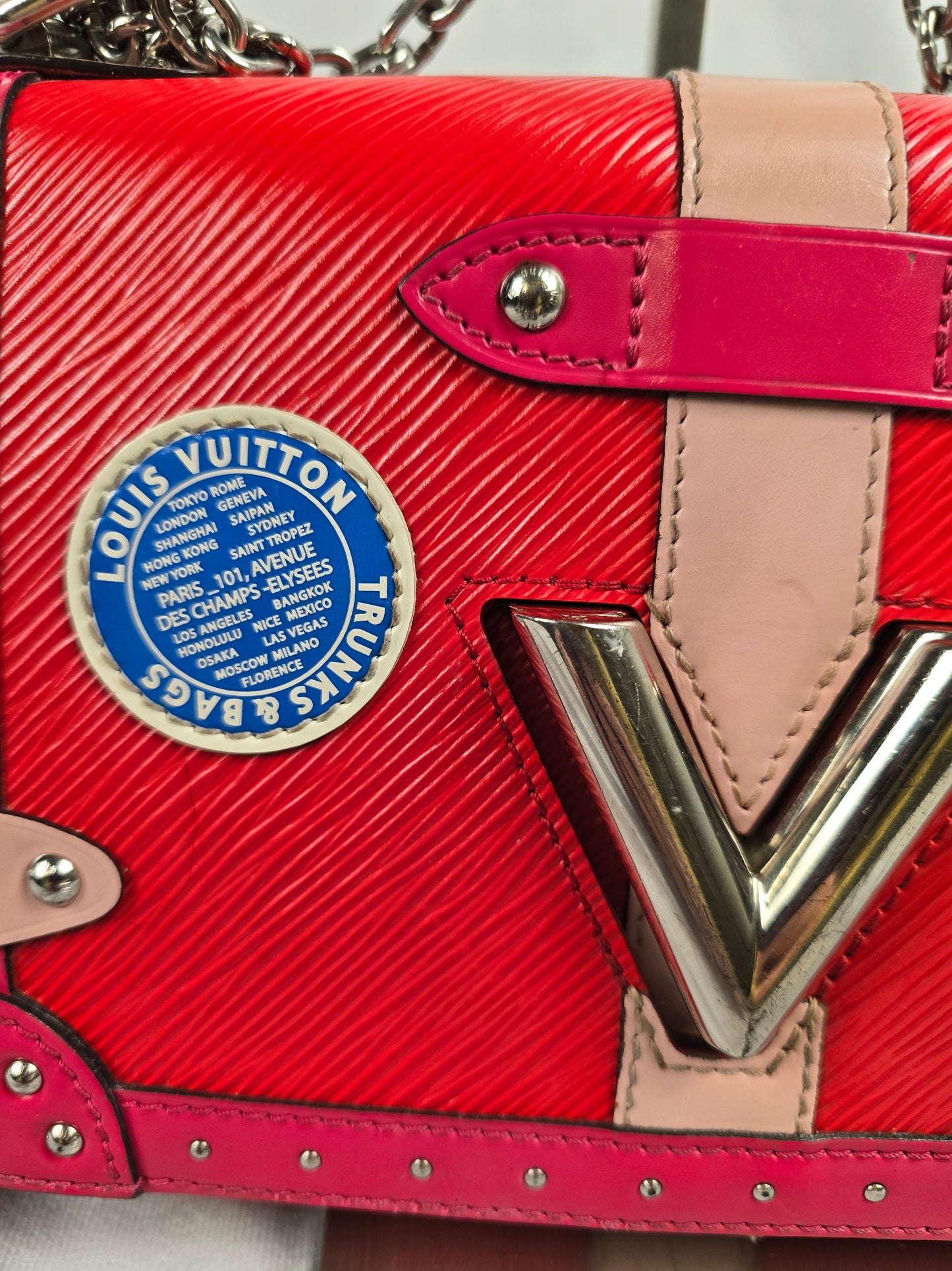 Louis Vuitton Limited Edition Red Epi Leather Trunk Twist MM Shoulder Bag