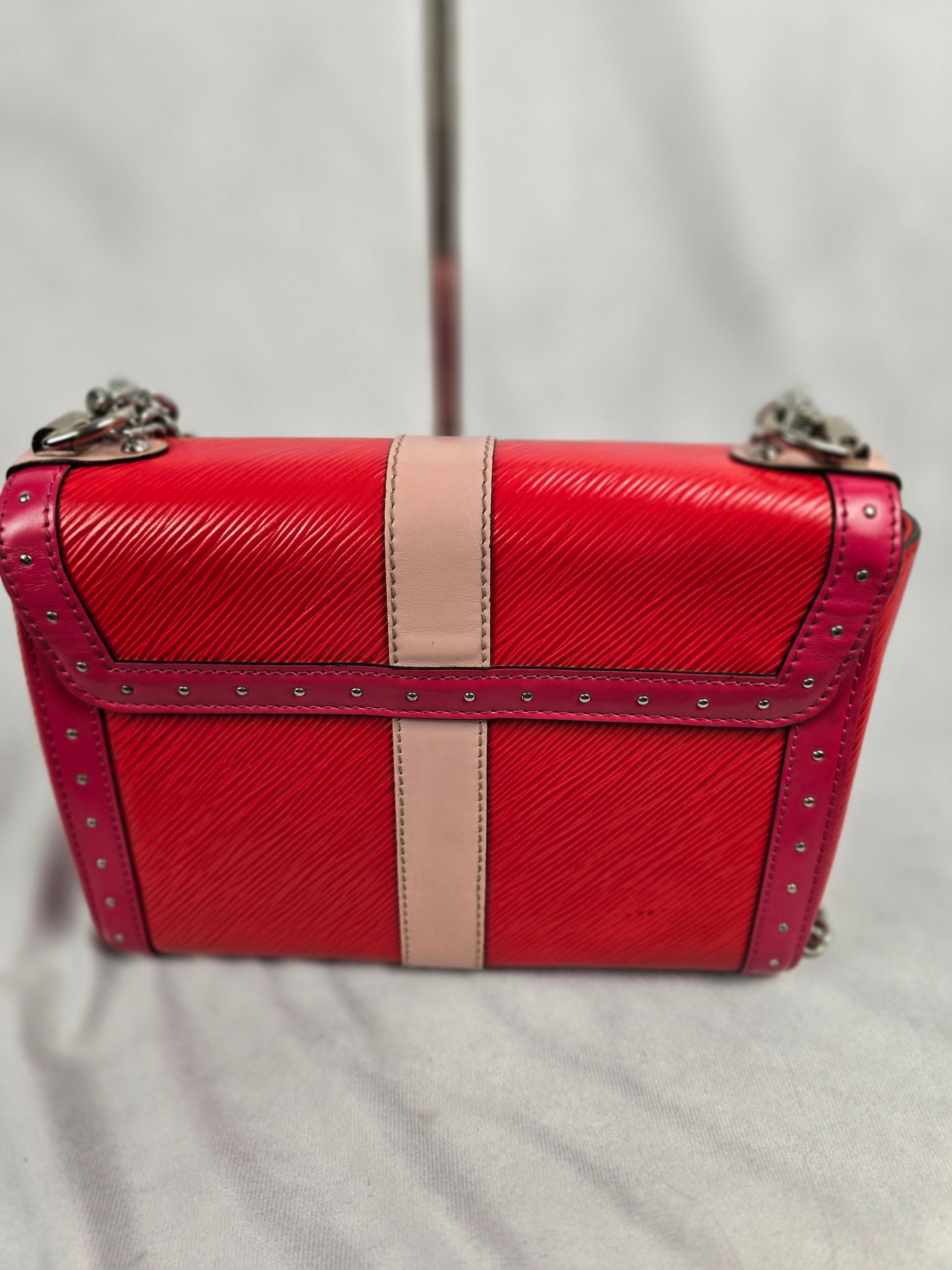 Louis Vuitton Limited Edition Red Epi Leather Trunk Twist MM Shoulder Bag