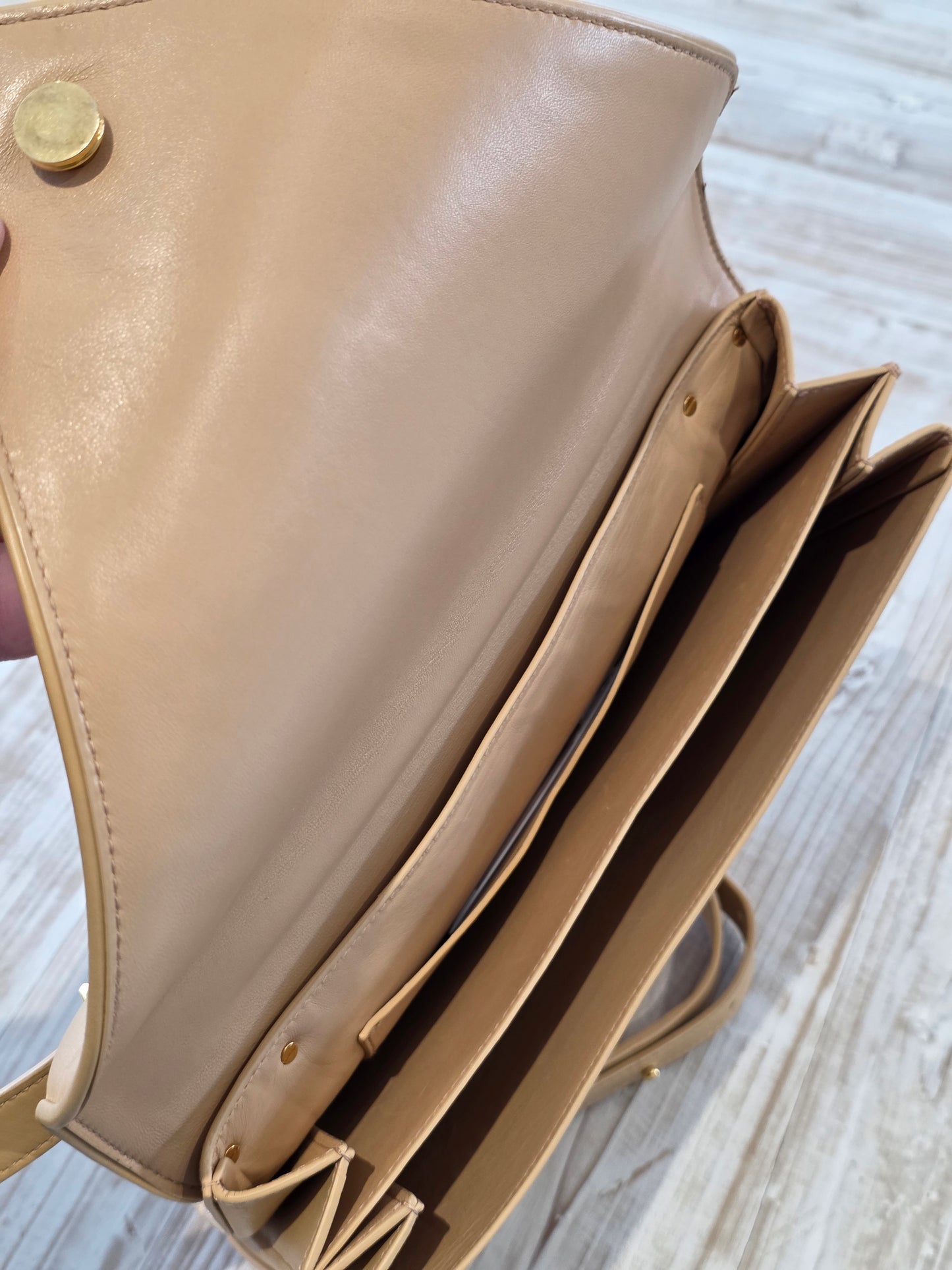 Bottega Veneta Mount Medium Envelope Chain Bag - Smooth Calfskin - Almond/Beige