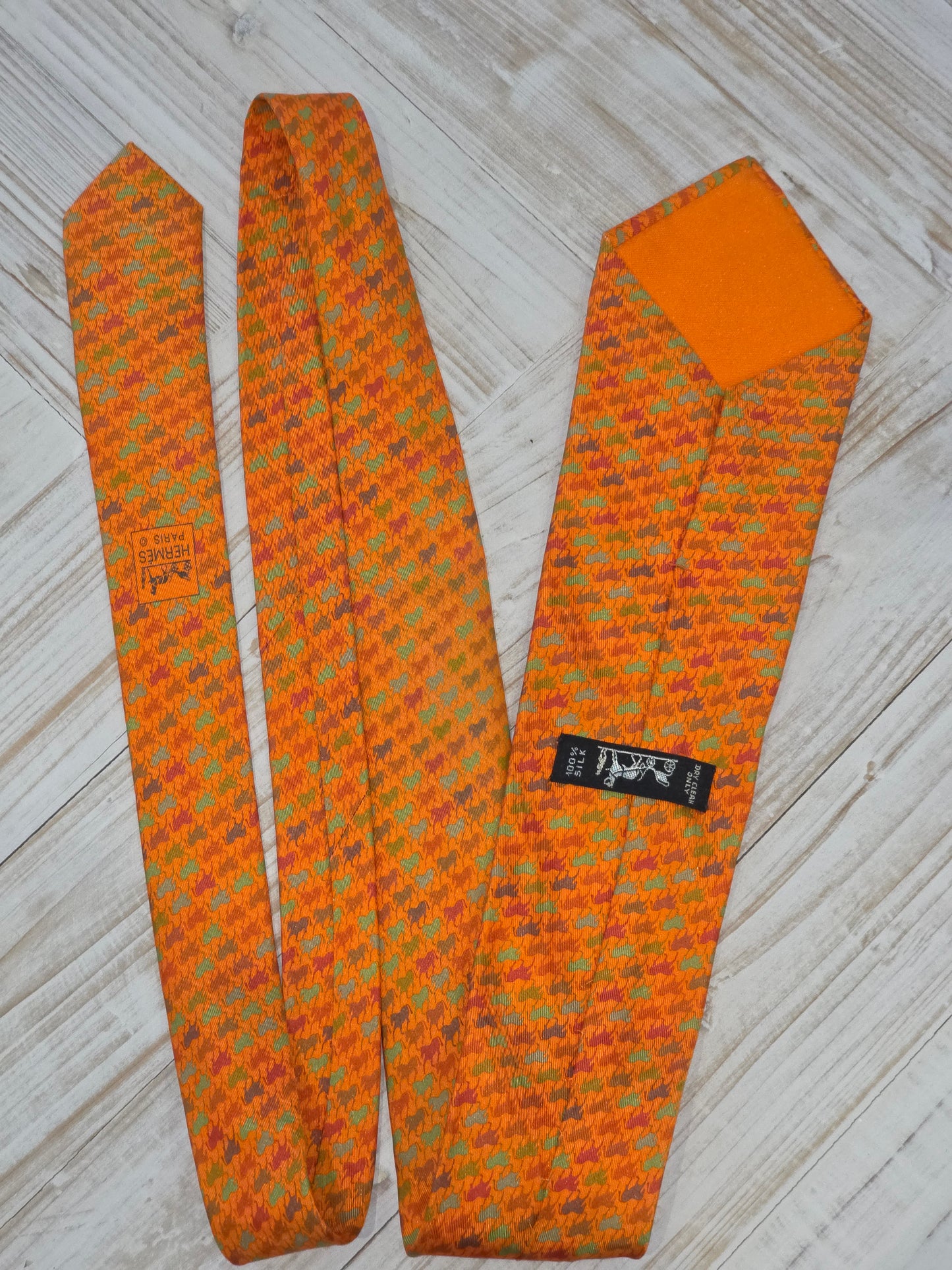 Hermès Silk Tie - Vintage Equestrian Horse Motif (Classic Orange)