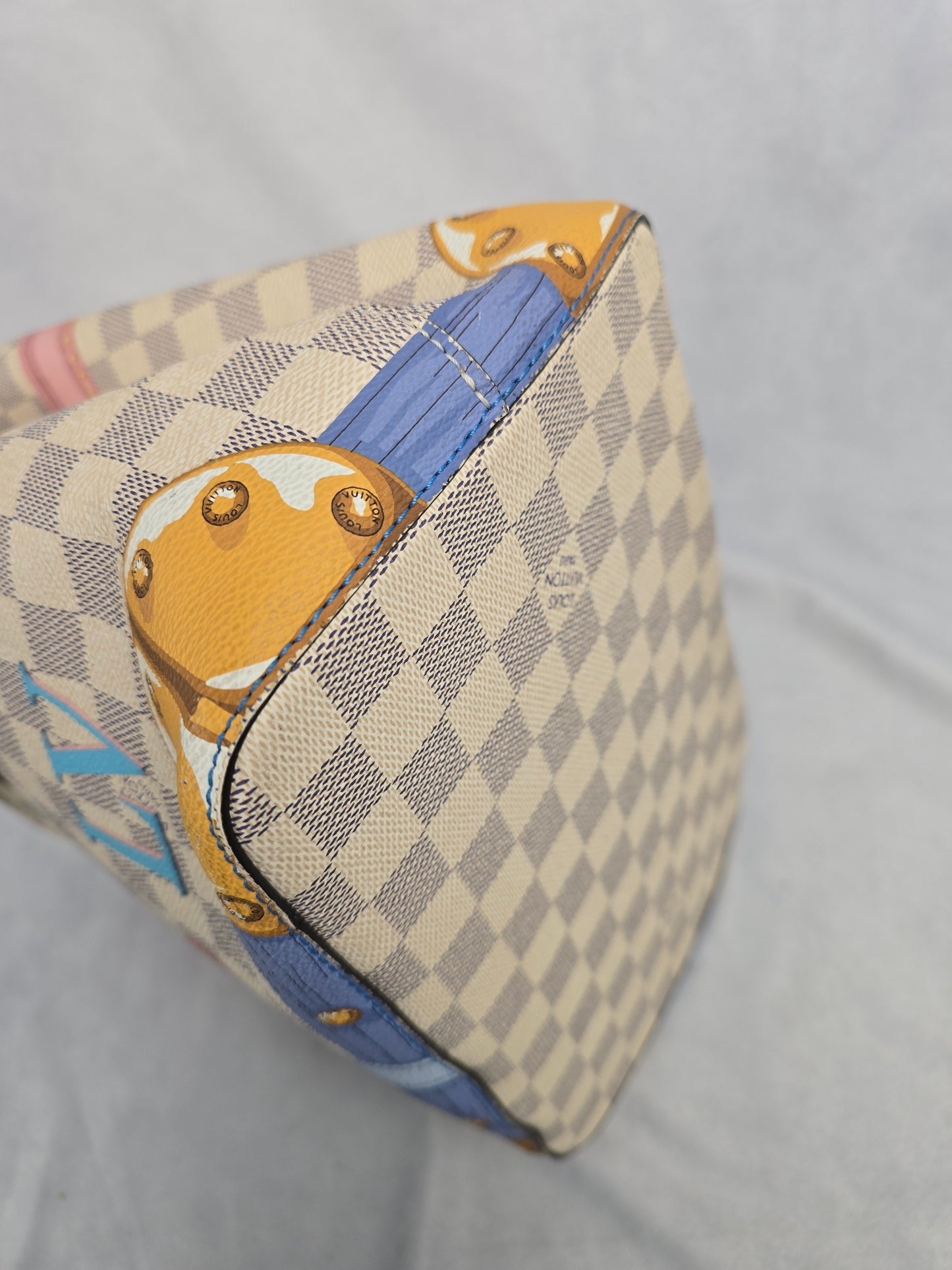 Louis Vuitton NeoNoe Limited Edition Damier Summer Trunk