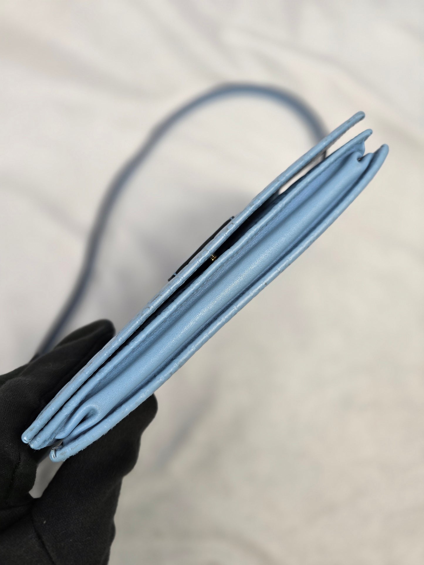 Gucci Microguccissima Crossbody Wallet Soft Blue