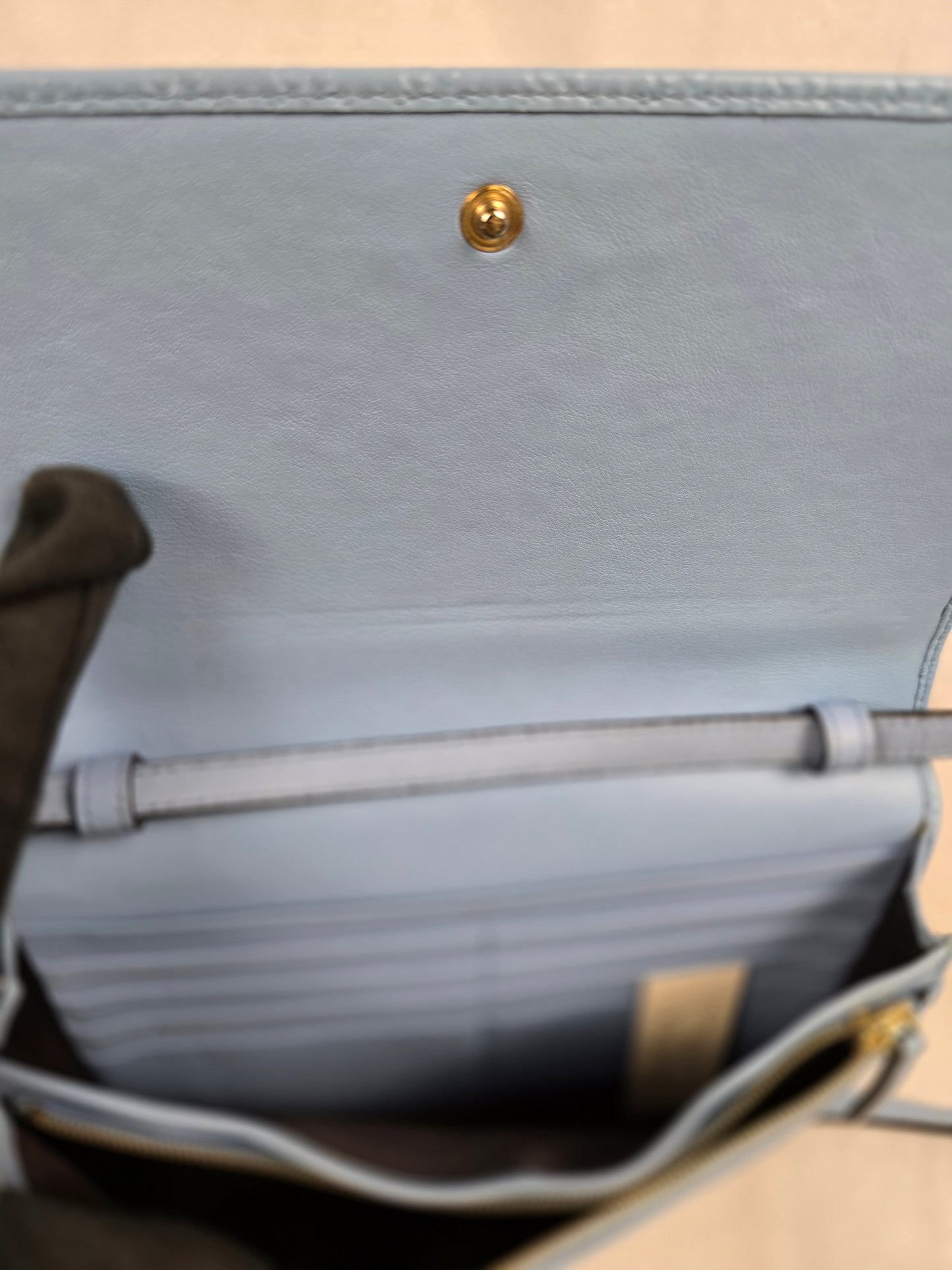 Gucci Microguccissima Crossbody Wallet Soft Blue