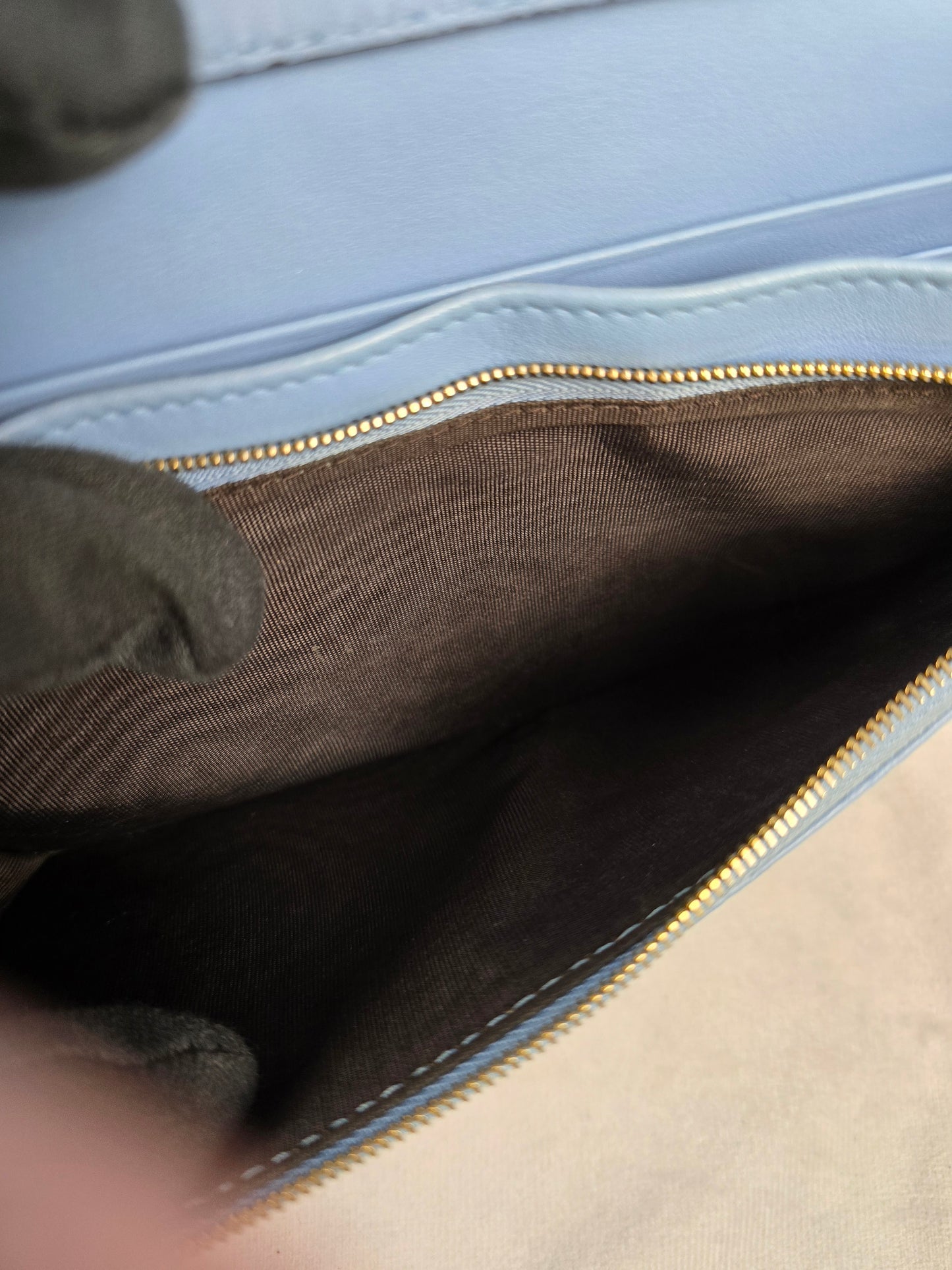 Gucci Microguccissima Crossbody Wallet Soft Blue