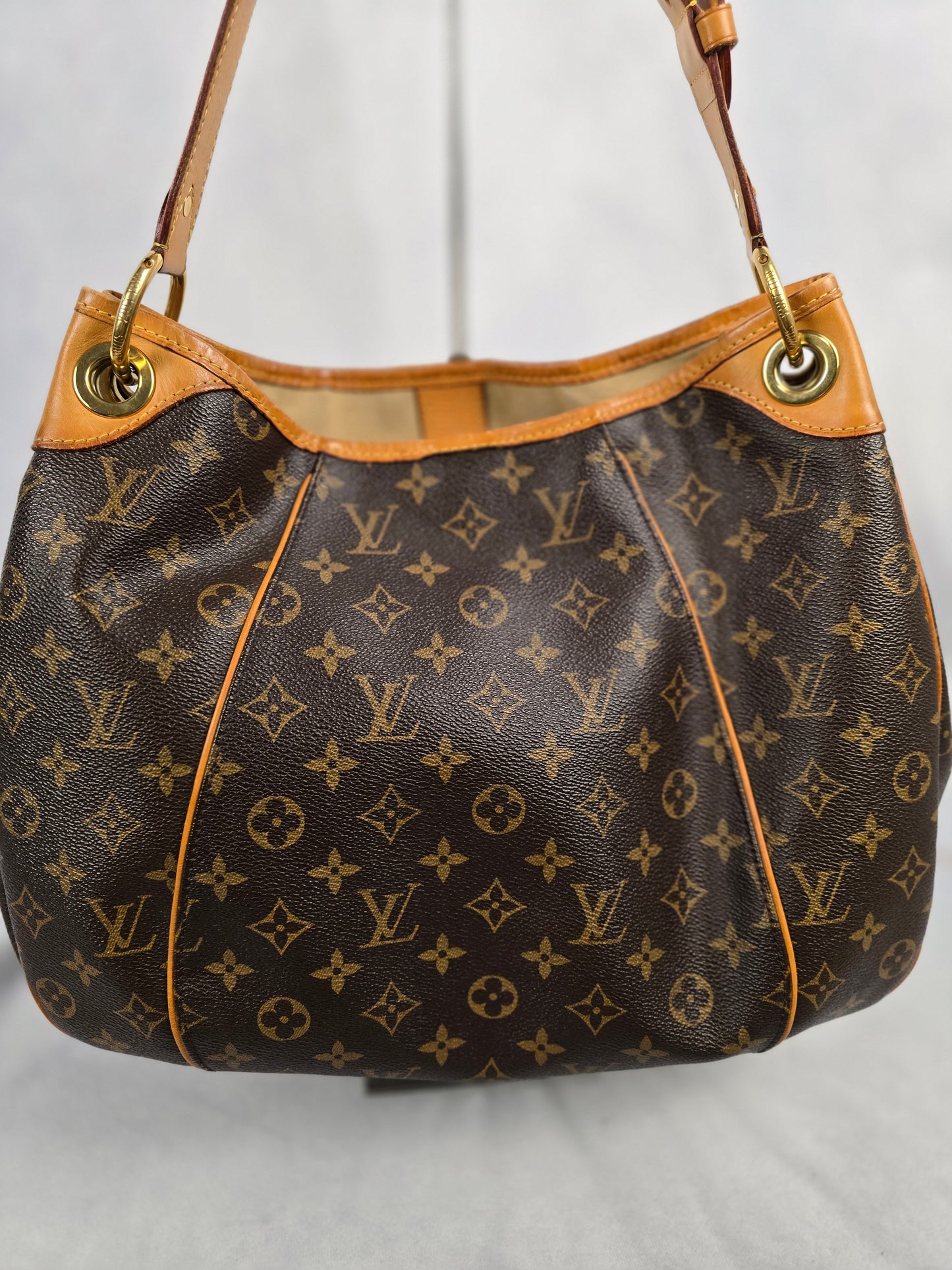 Louis Vuitton Galliera PM