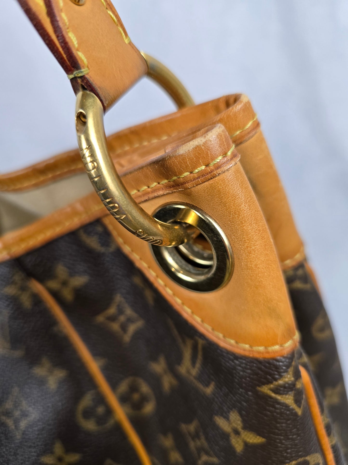 Louis Vuitton Galliera PM