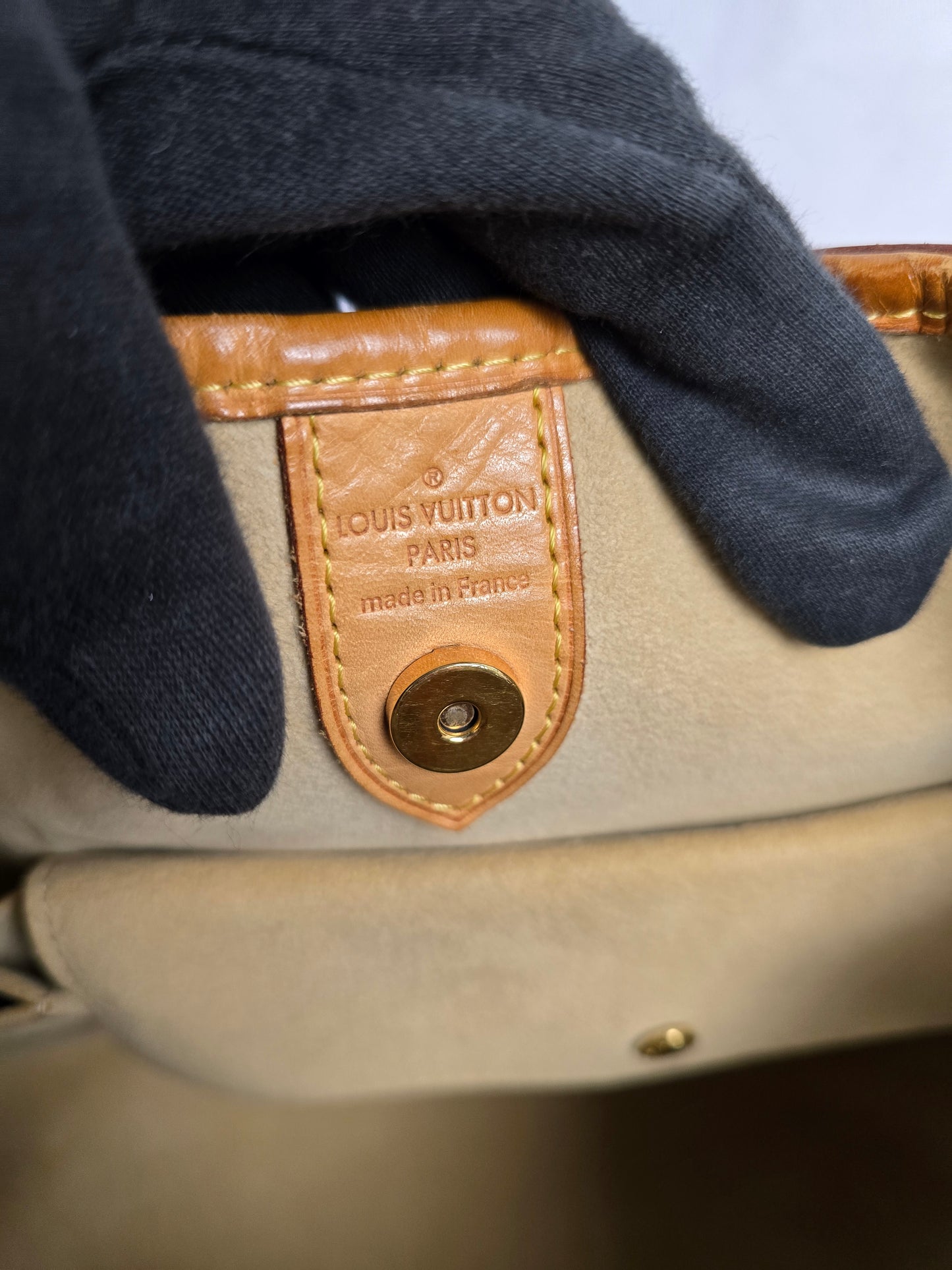 Louis Vuitton Galliera PM