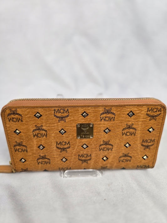 MCM Visetos Heritage Large Zip Around Wallet in Cognac