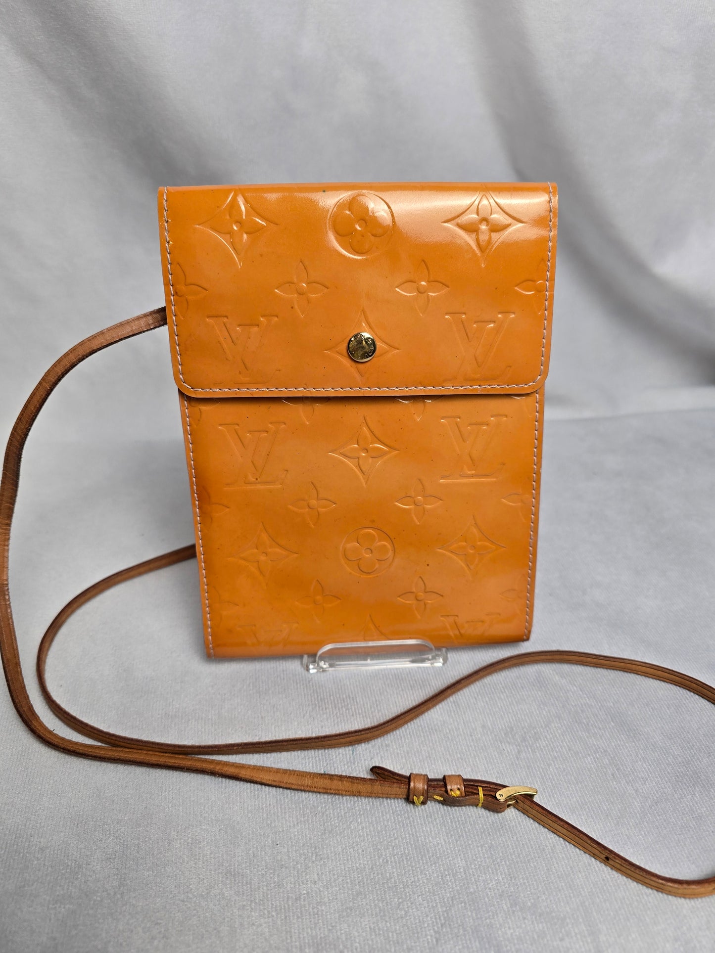 Louis Vuitton Monogram Vernis Kenmare Crossbody