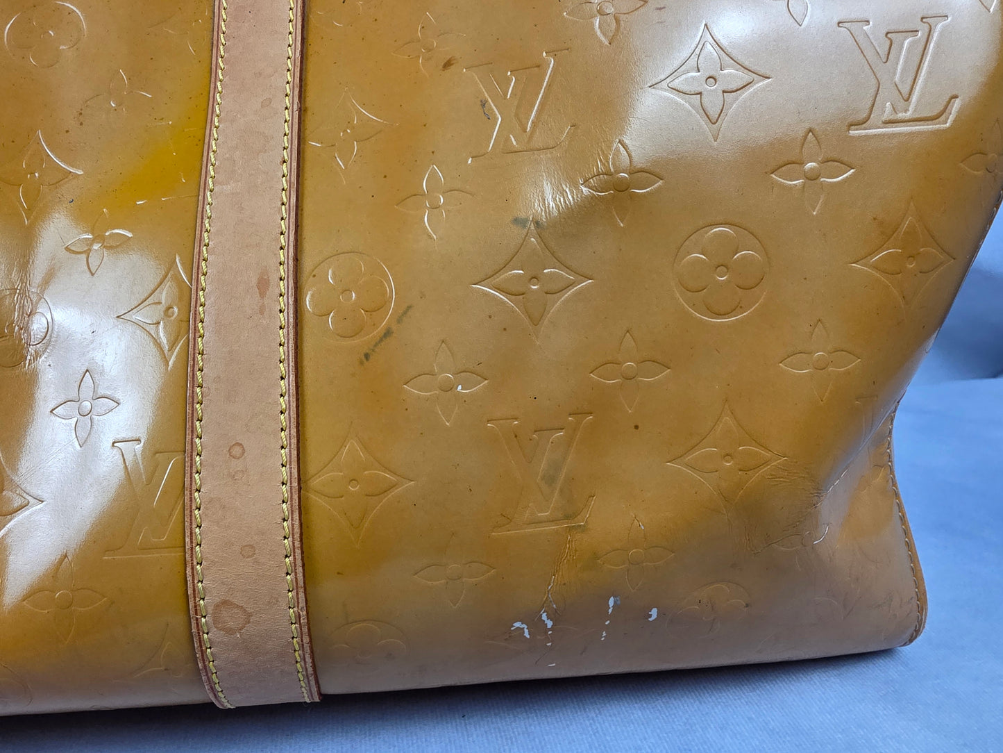 LOUIS VUITTON VINTAGE YELLOW VERNIS MONOGRAM KEEPALL 50