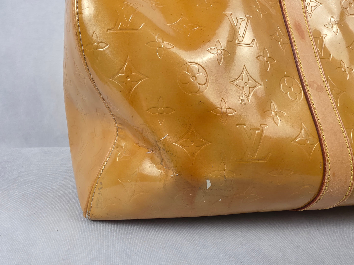 LOUIS VUITTON VINTAGE YELLOW VERNIS MONOGRAM KEEPALL 50