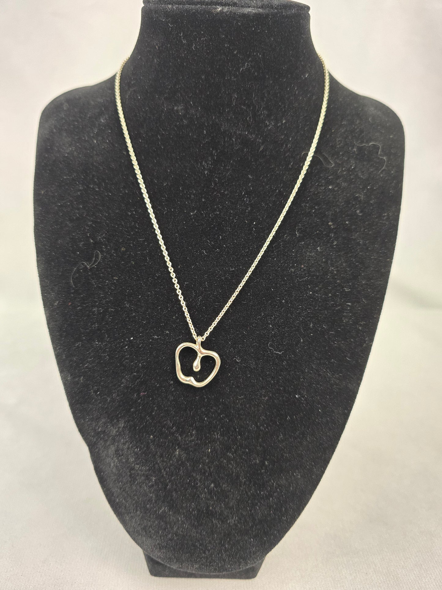 Tiffany & Co Elsa Peretti Open Apple Necklace