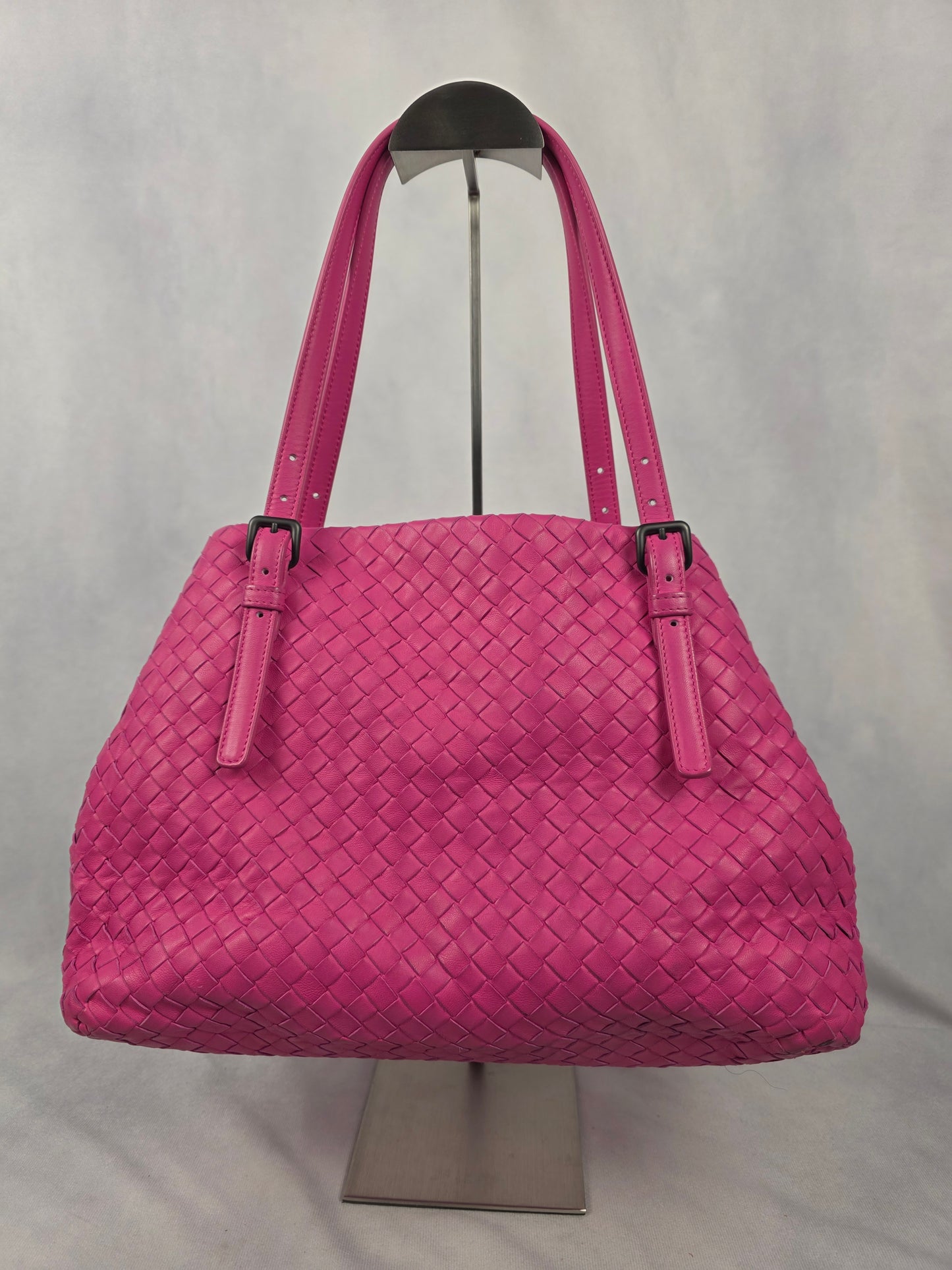 Bottega Veneta Pink Intrecciato Woven Nappa Leather Medium Cesta Tote