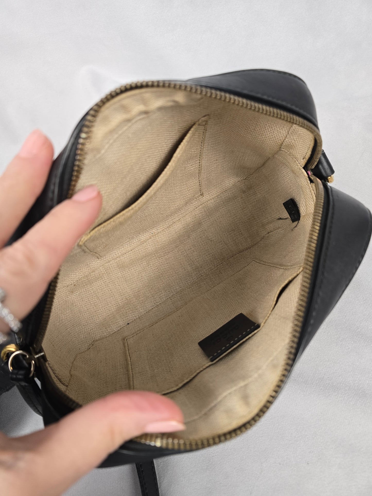 Gucci Bee Webby Navy Calfskin Leather Crossbody