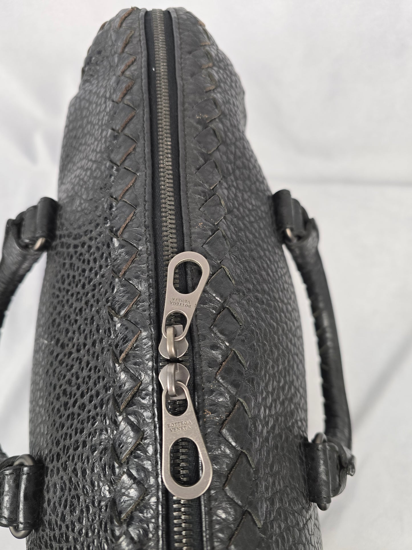 Bottega Veneta Borsa Leather Briefcase in Black