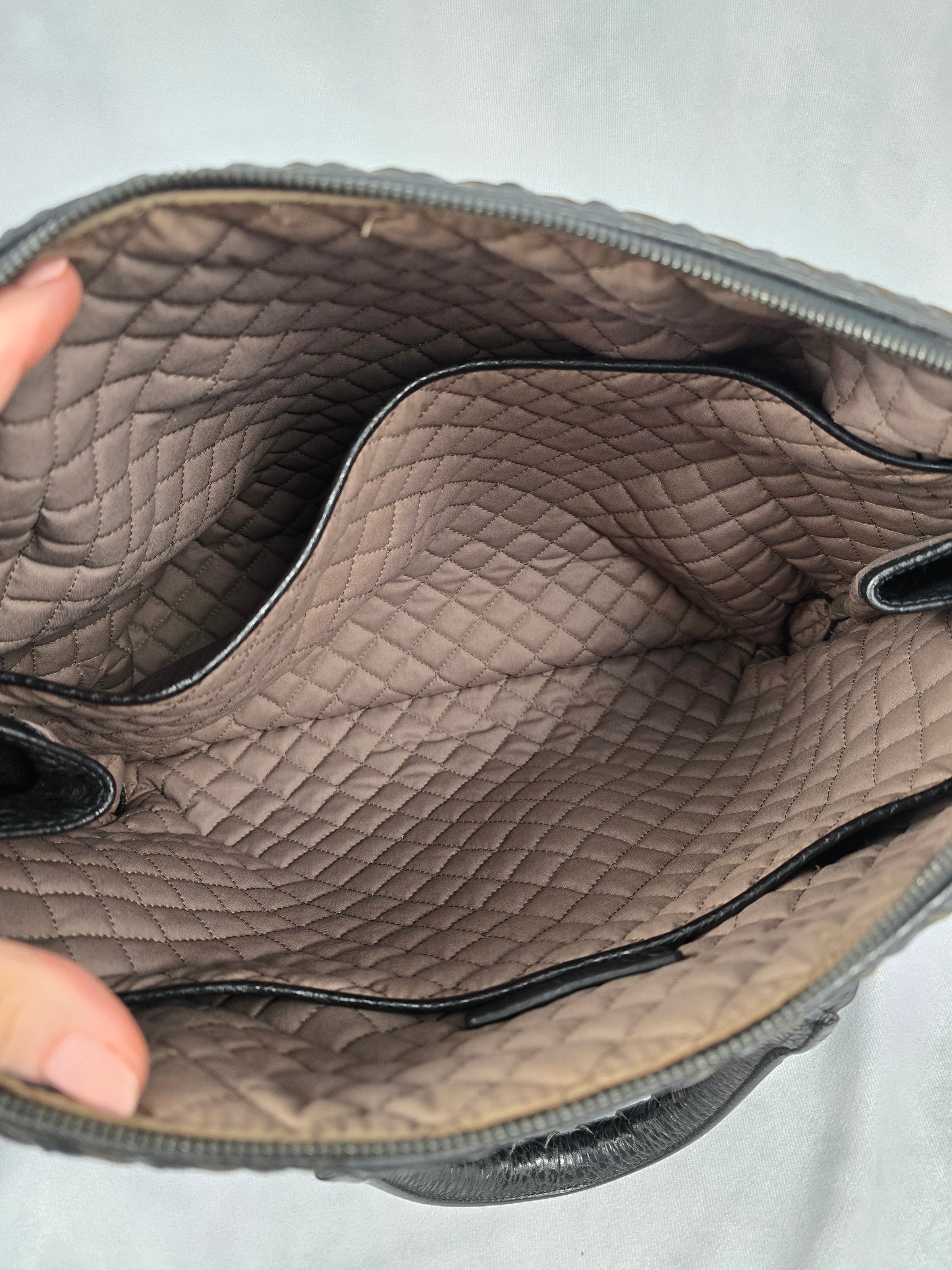 Bottega Veneta Borsa Leather Briefcase in Black