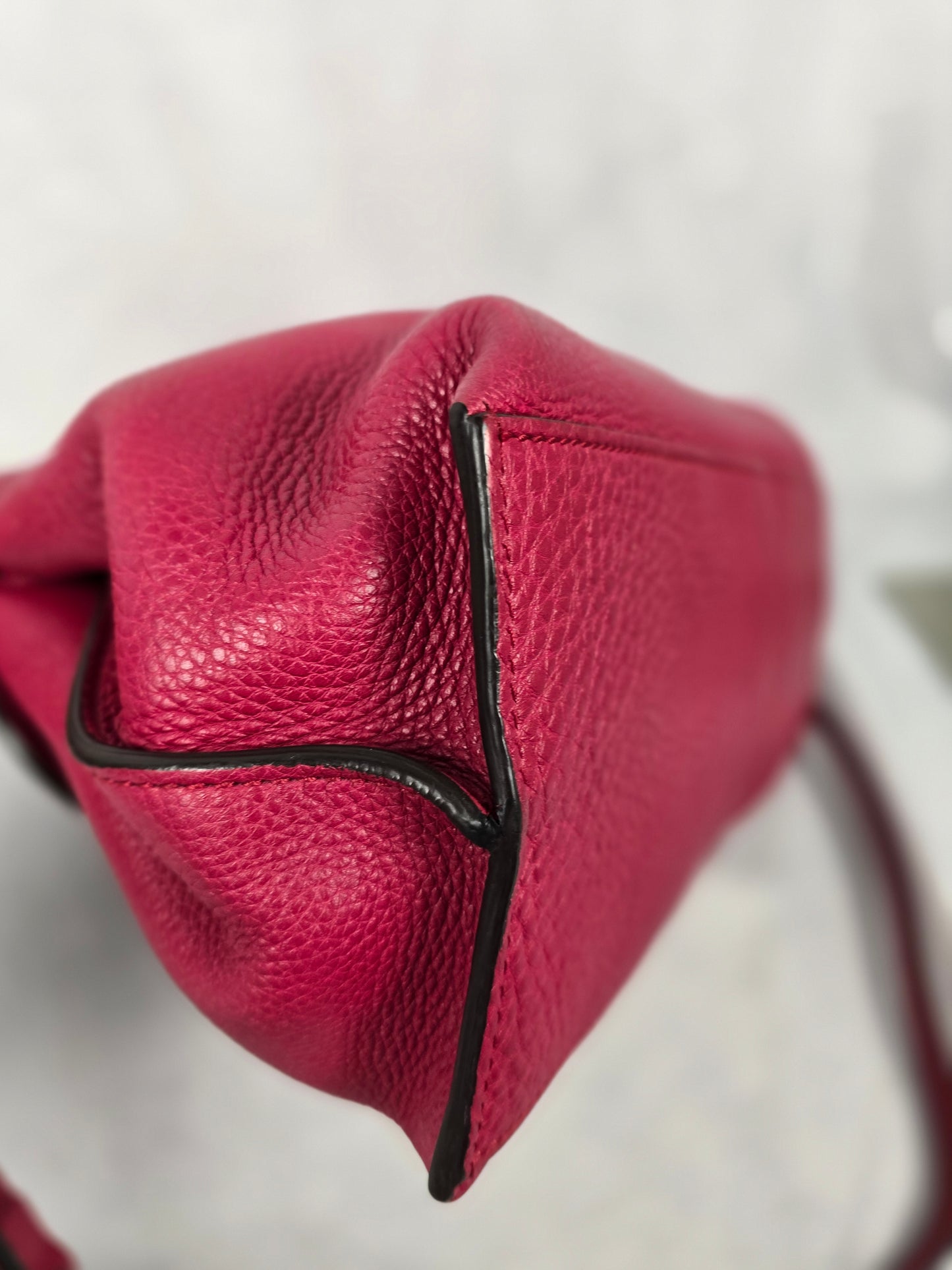 Gucci Daily Tote Bamboo Two-Way in Raspberry Leather
