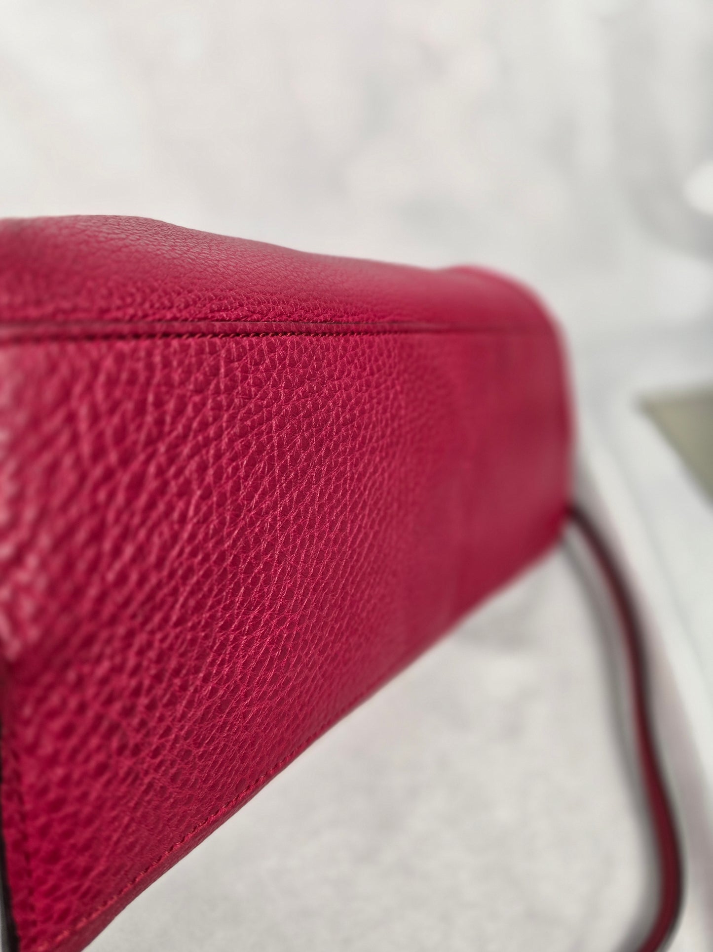 Gucci Daily Tote Bamboo Two-Way in Raspberry Leather