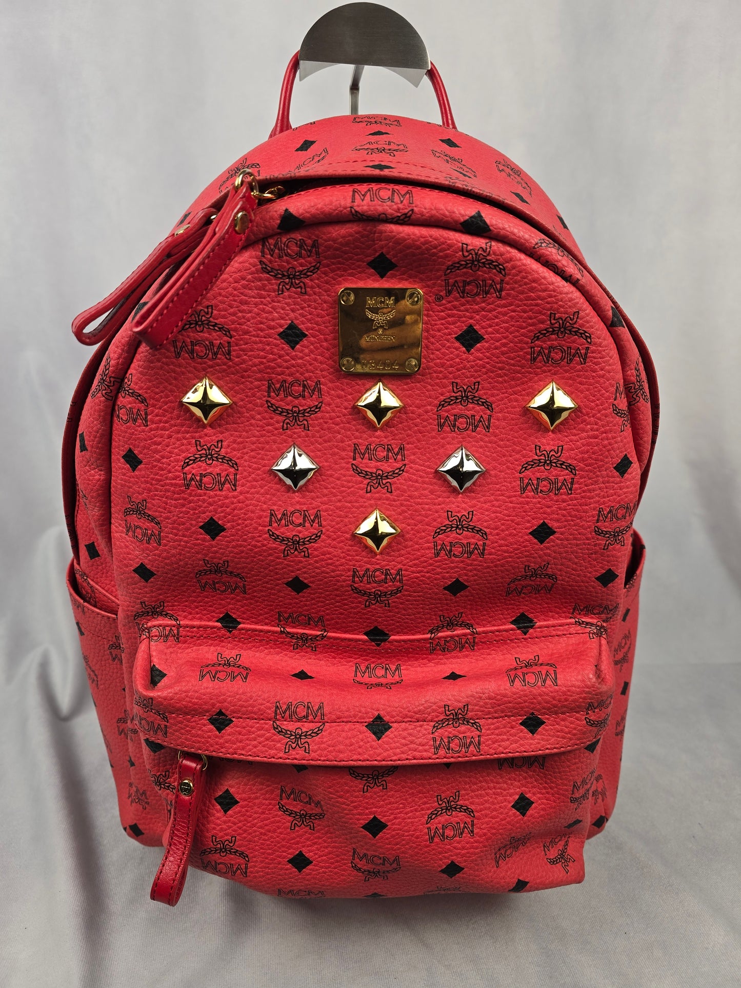 MCM Stark Visetos Backpack - Large - in Coral