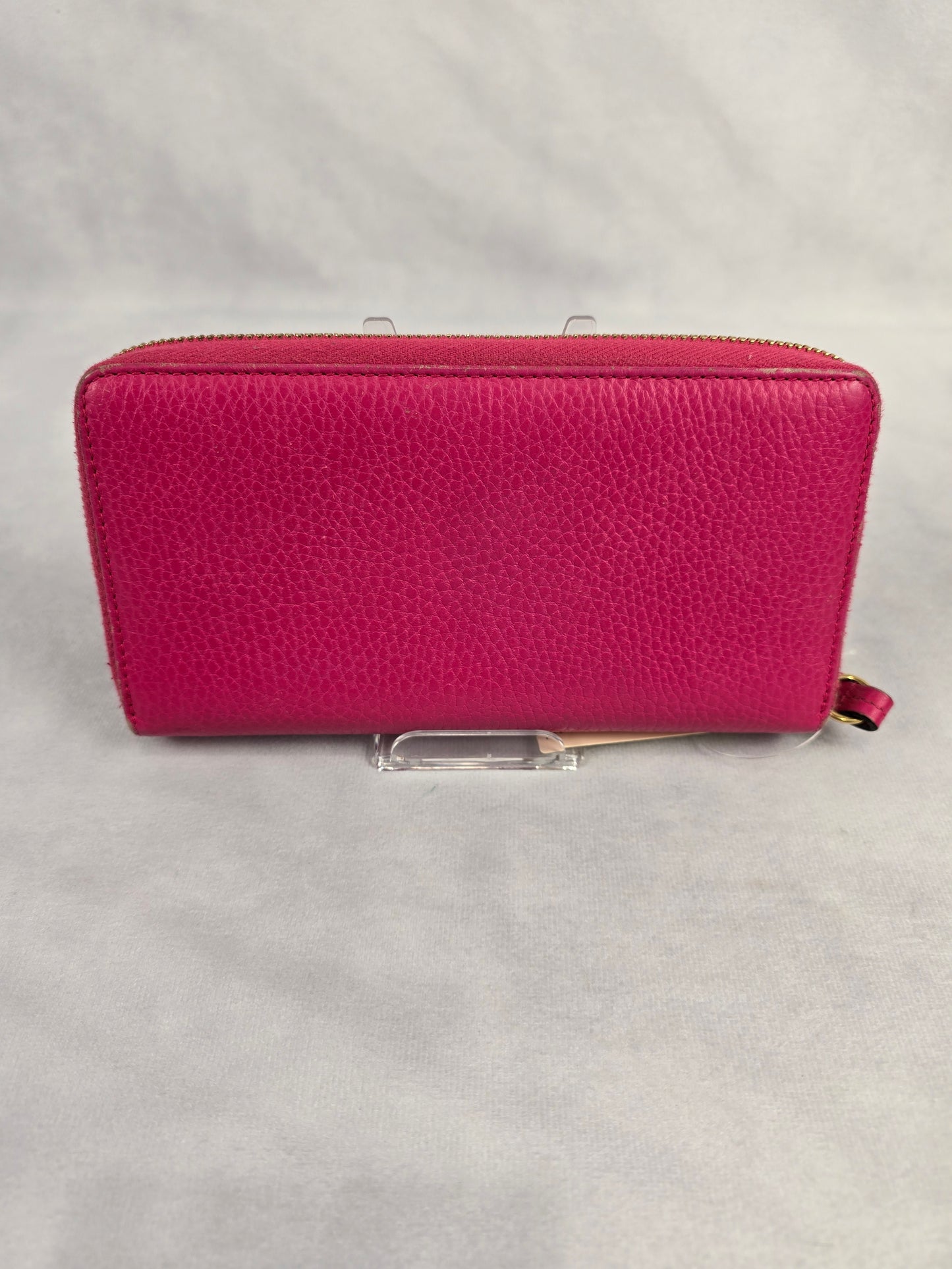 Gucci GG Marmont Zip-Around Wallet in Pink