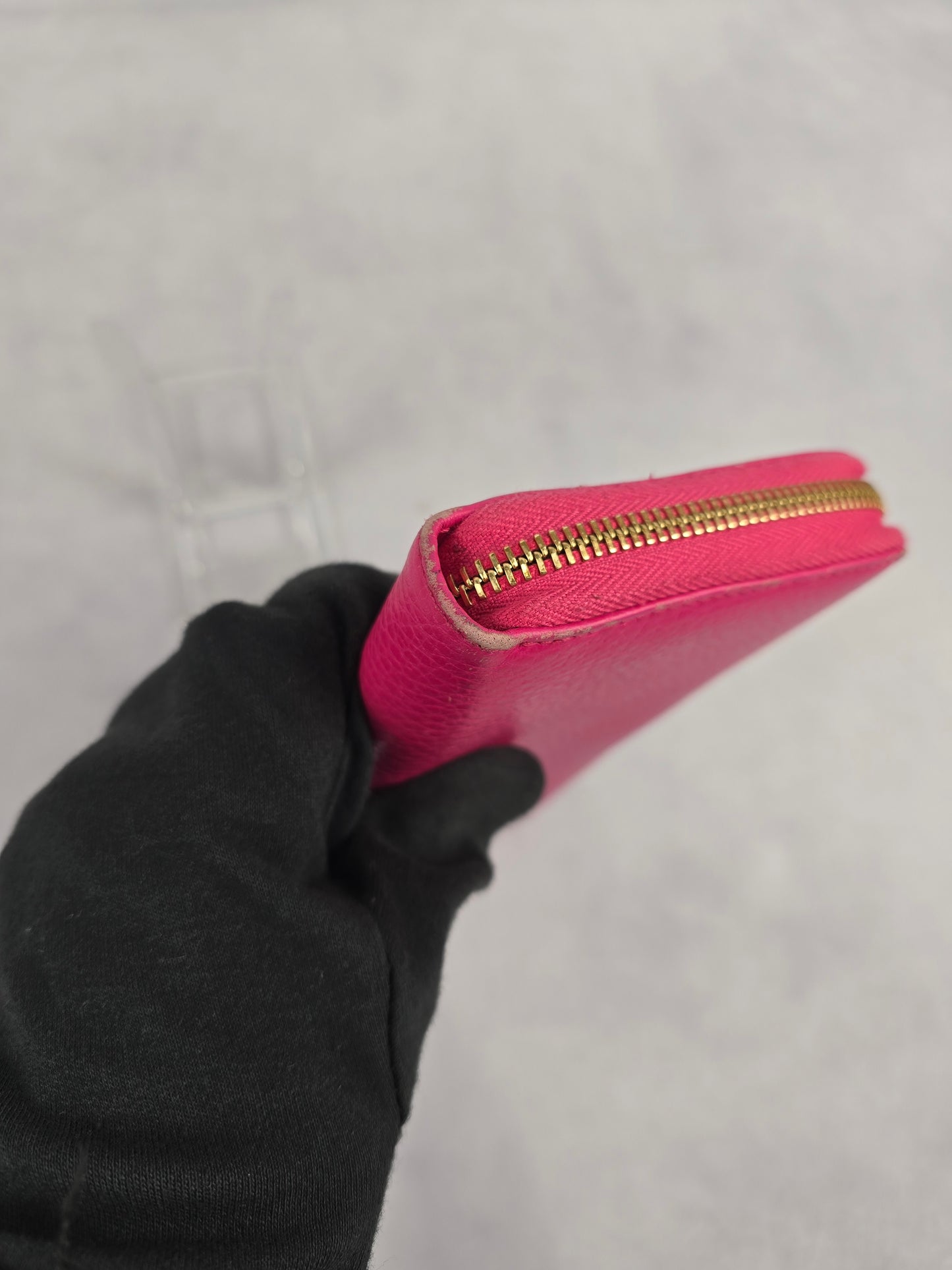 Gucci GG Marmont Zip-Around Wallet in Pink