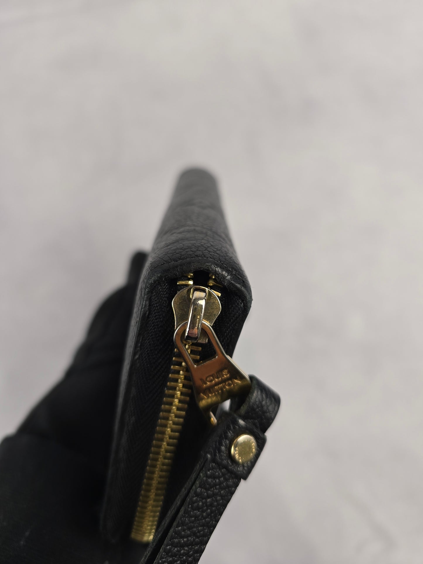 Louis Vuitton Empriente Black Leather Zippy Wallet