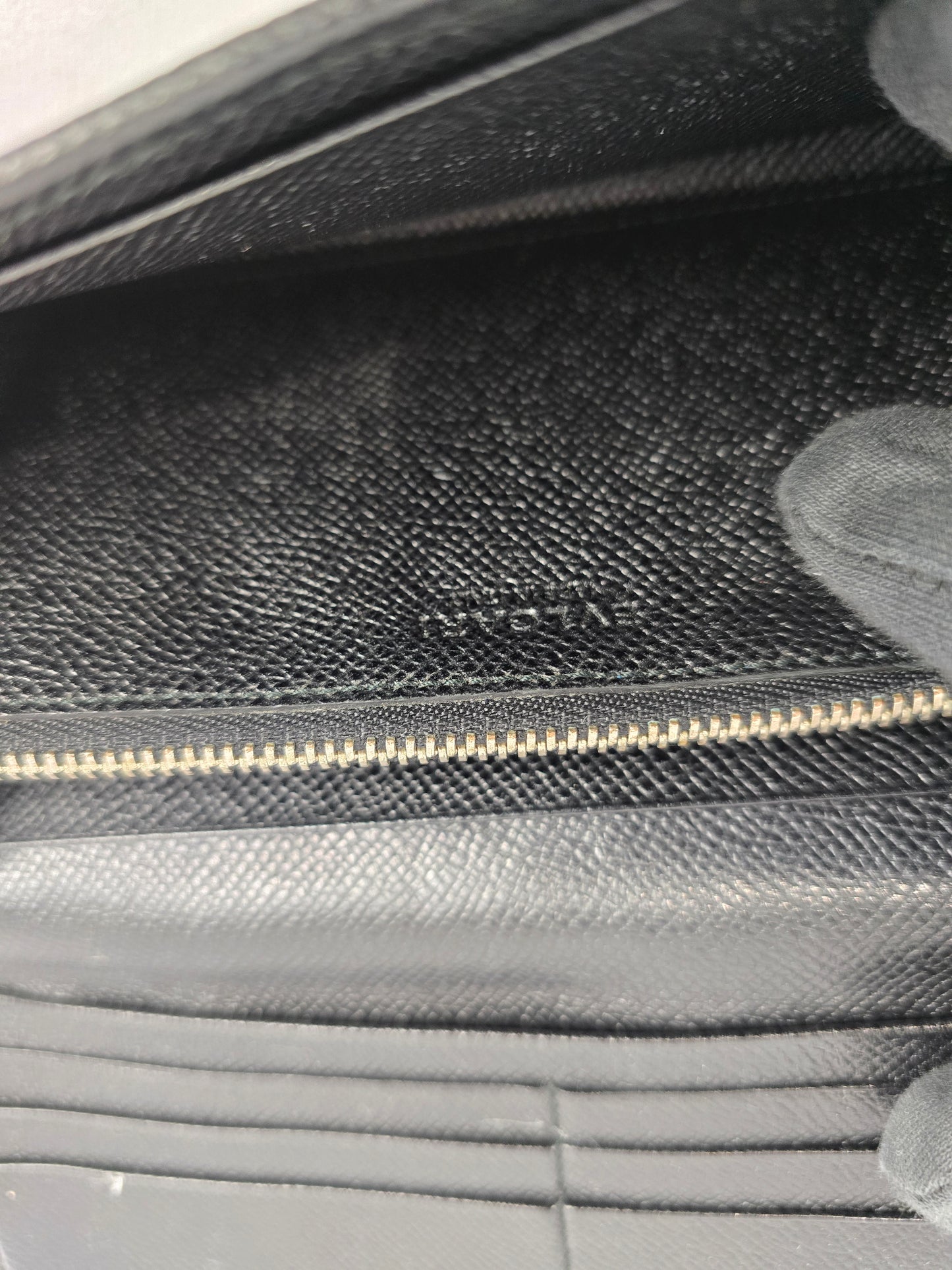 Bvlgari Logo Clip  Bi-Fold Long Wallet in Black