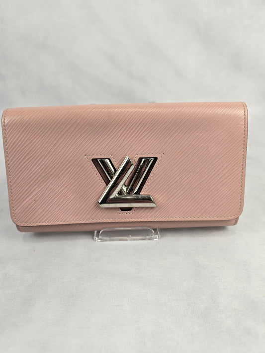 Louis Vuitton Twist Wallet in Rose Ballerina Epi Leather