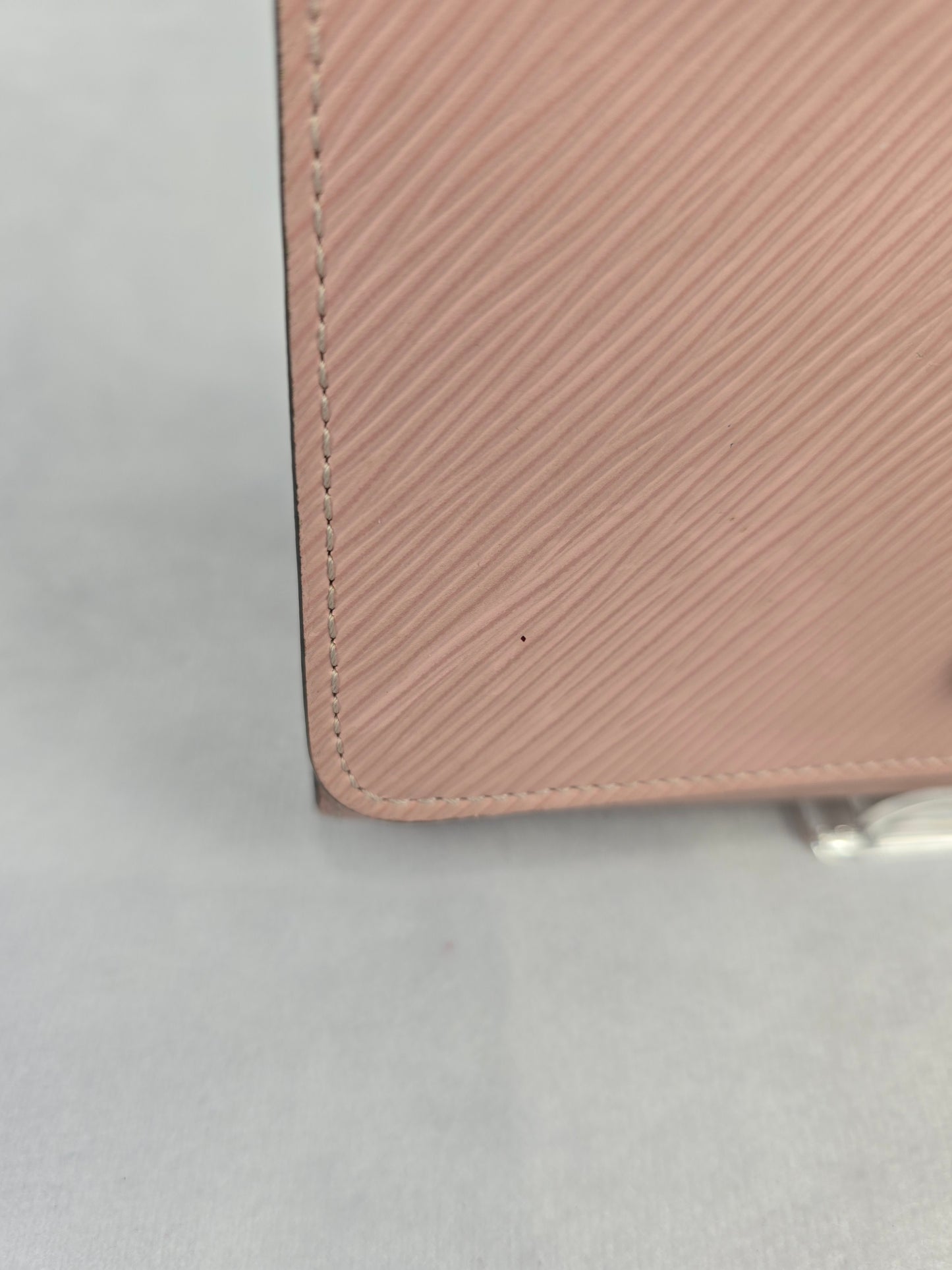 Louis Vuitton Twist Wallet in Rose Ballerina Epi Leather