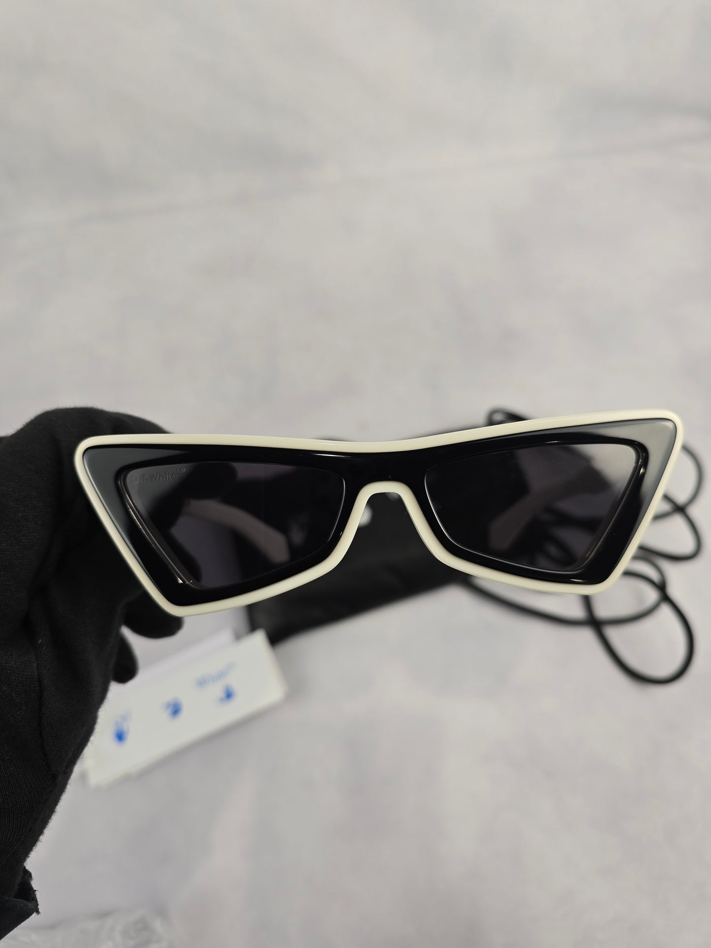 Off White Artemisia Sunglasses - NWT