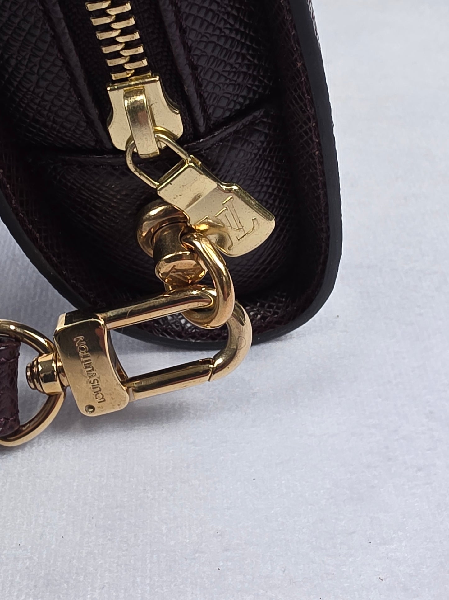 Louis Vuitton Taiga Baikal Clutch Bag Acajou Burgundy