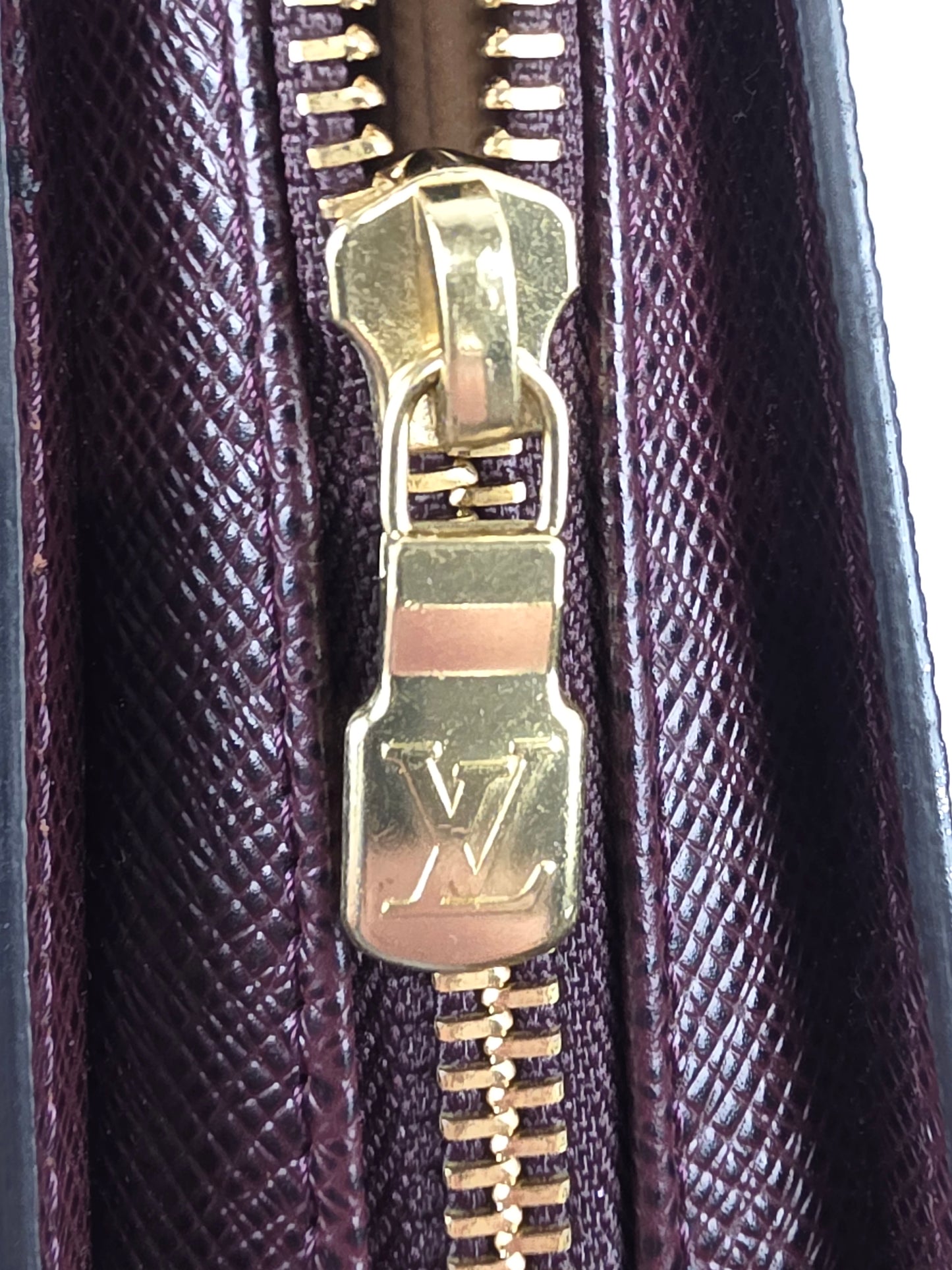 Louis Vuitton Taiga Baikal Clutch Bag Acajou Burgundy
