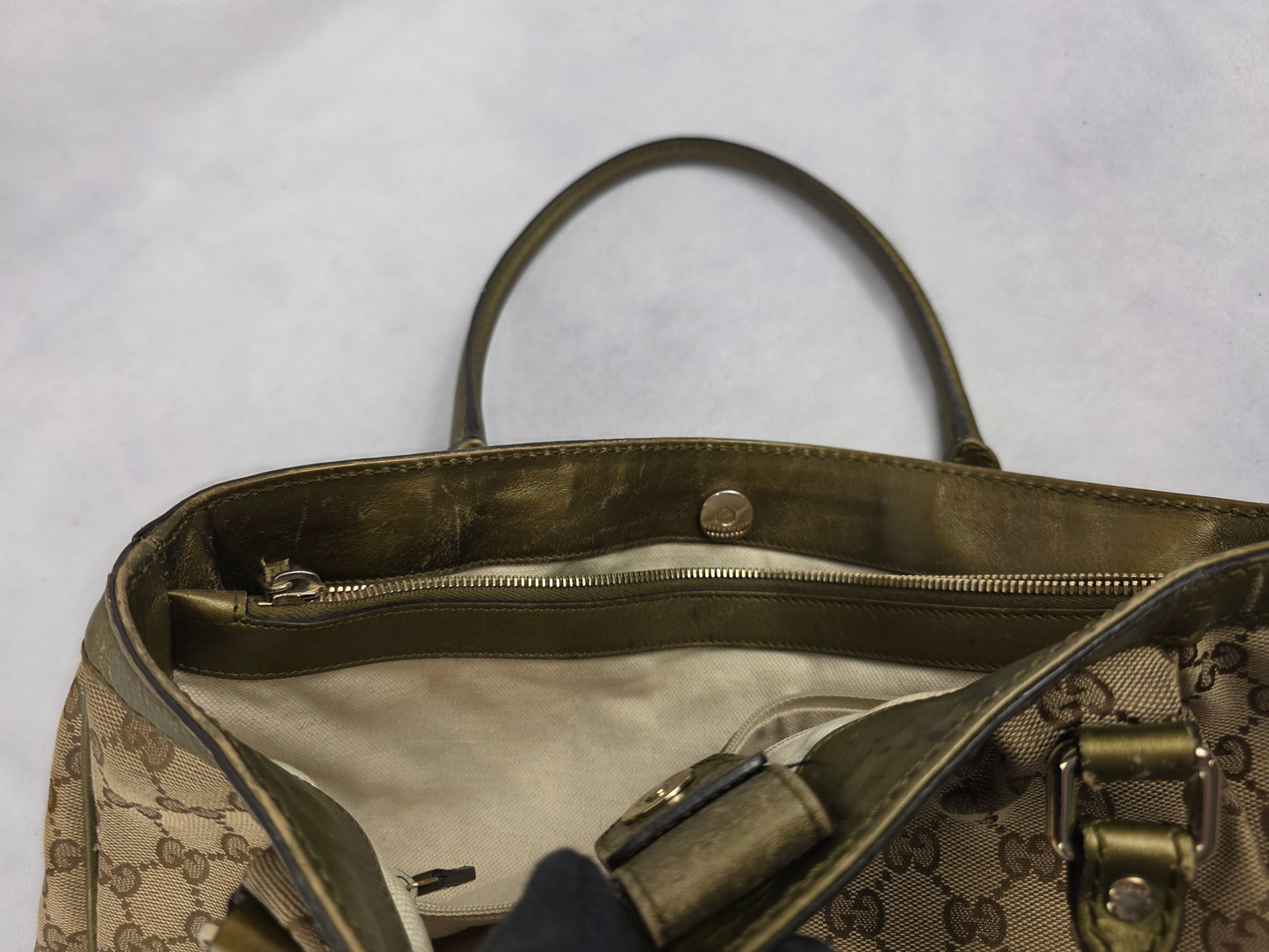 Gucci Medium Sukey Tote Bag with GG canvas & metallic green leather trim - PROJECT BAG