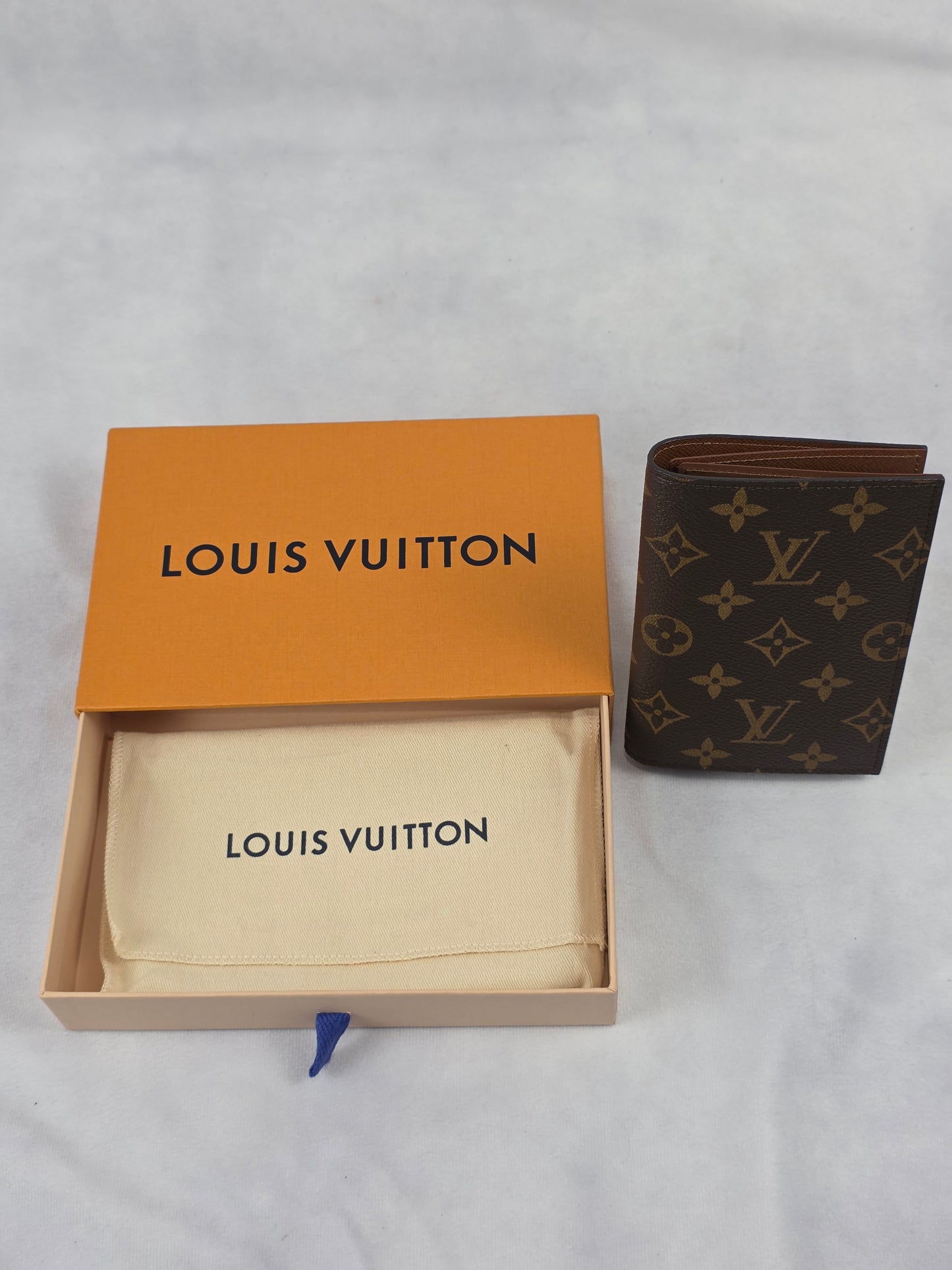 Authentic Louis Vuitton Monogram Passport Cover/Holder - Excellent Condition