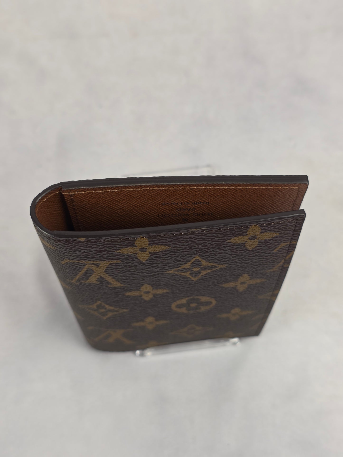 Authentic Louis Vuitton Monogram Passport Cover/Holder - Excellent Condition