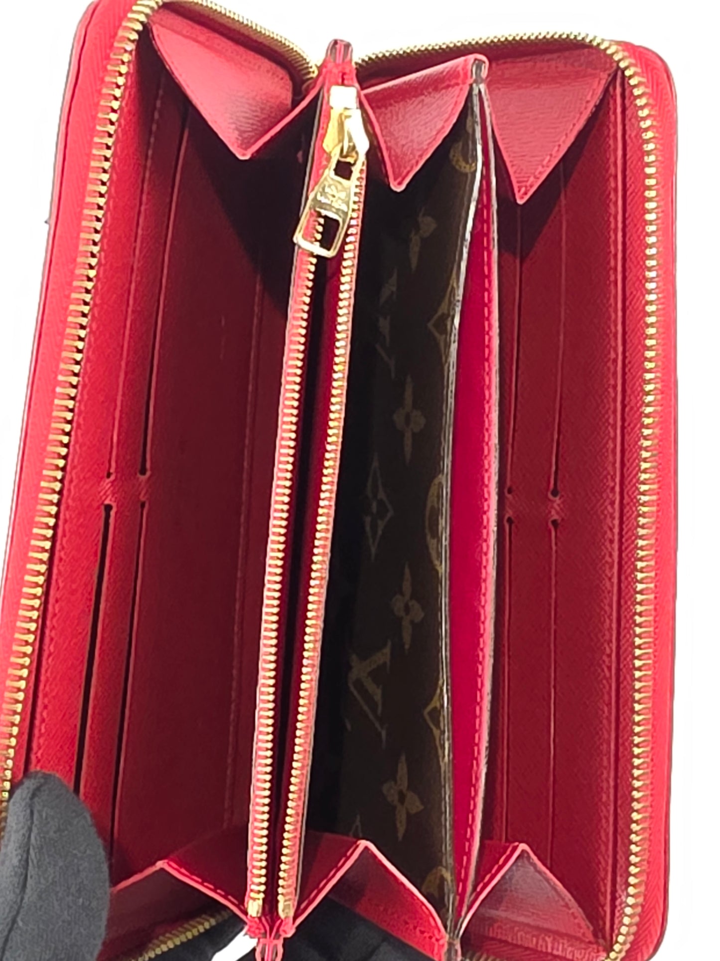 Louis Vuitton Brown Monogram Zippy Retiro Wallet – Red Leather Accents