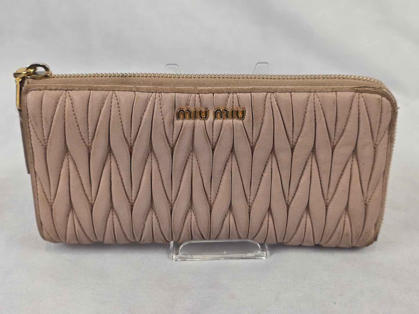 Miu Miu Matelassé Nappa Leather Zip-Around Long Wallet - Cammeo (Beige/Pink)
