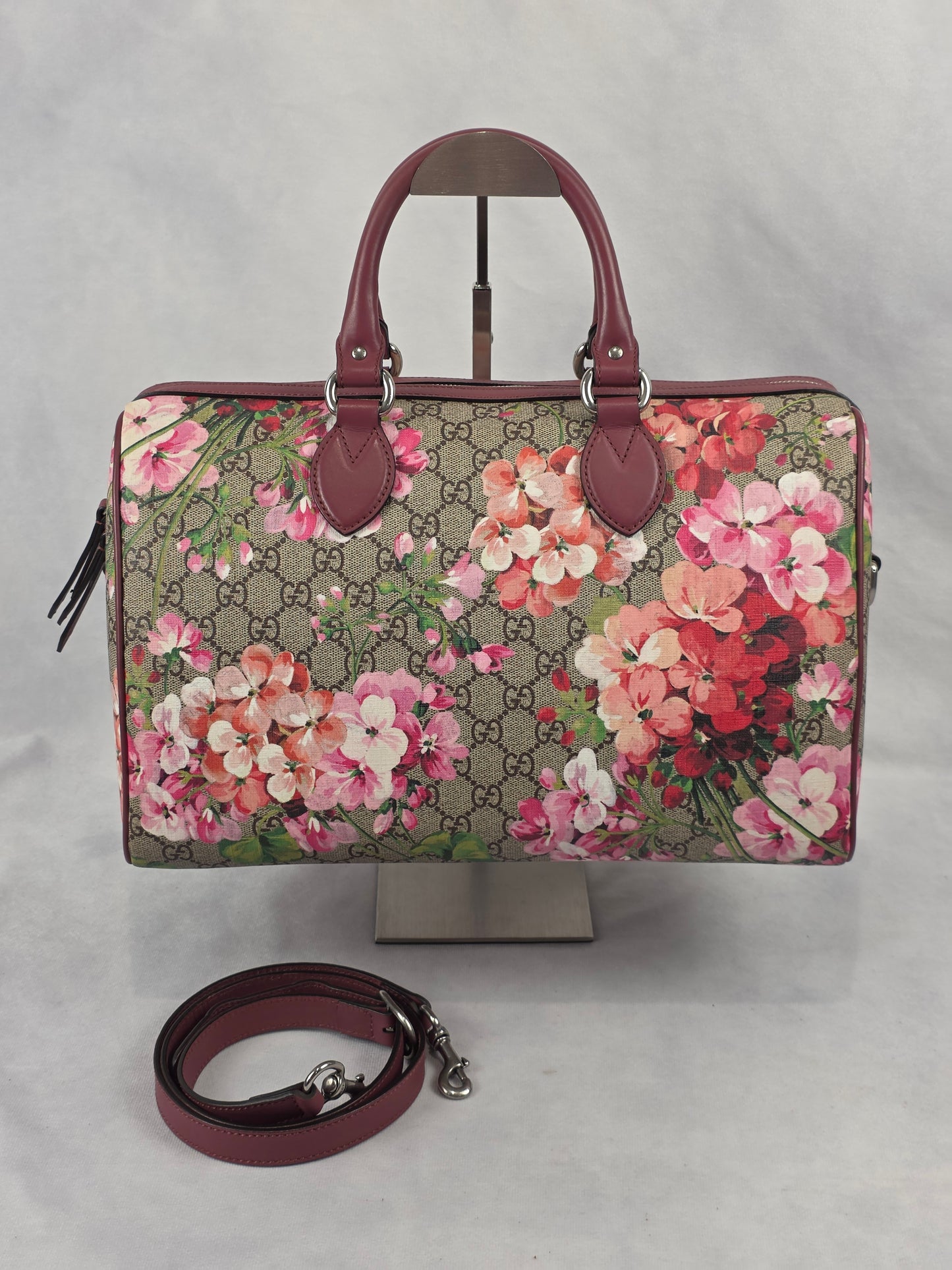 Gucci GG Supreme Blooms Medium, 35cm, Boston Bag – Antique Pink/Dry Rose