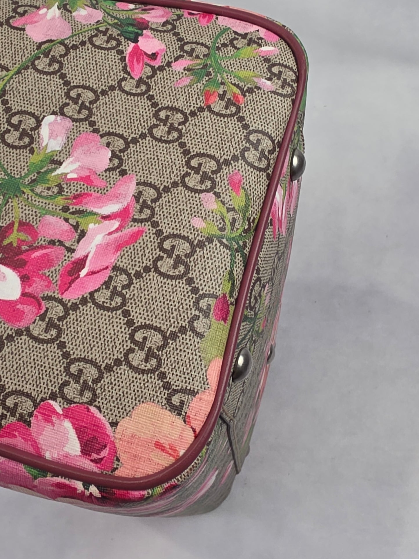 Gucci GG Supreme Blooms Medium, 35cm, Boston Bag – Antique Pink/Dry Rose