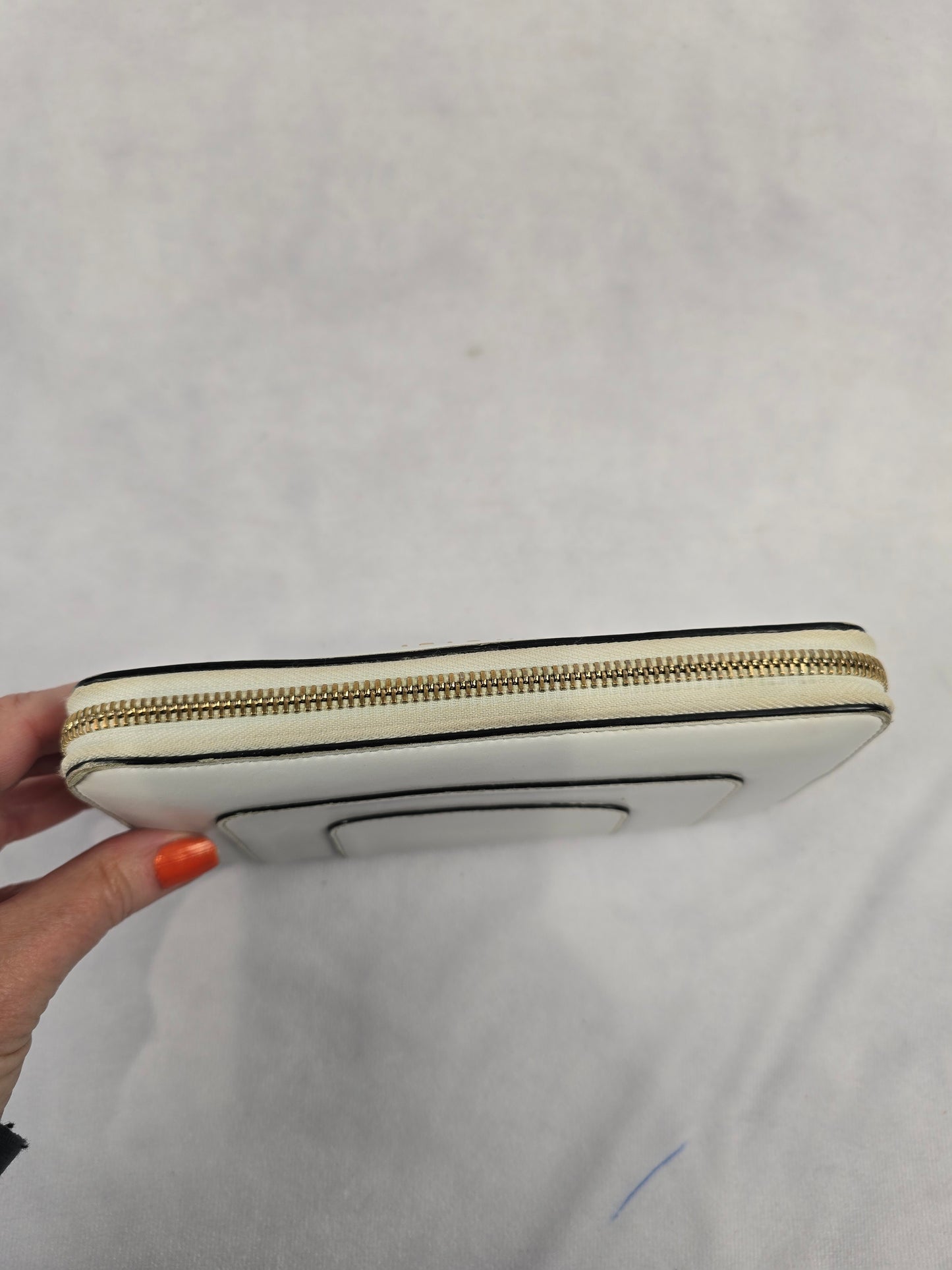 Bvlgari Serpenti Forever White Leather Zip Around Wallet