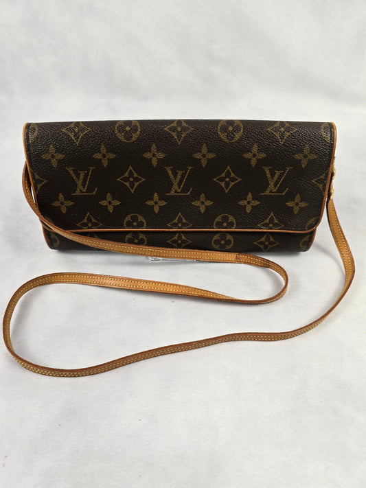 Louis Vuitton Twin Pochette GM