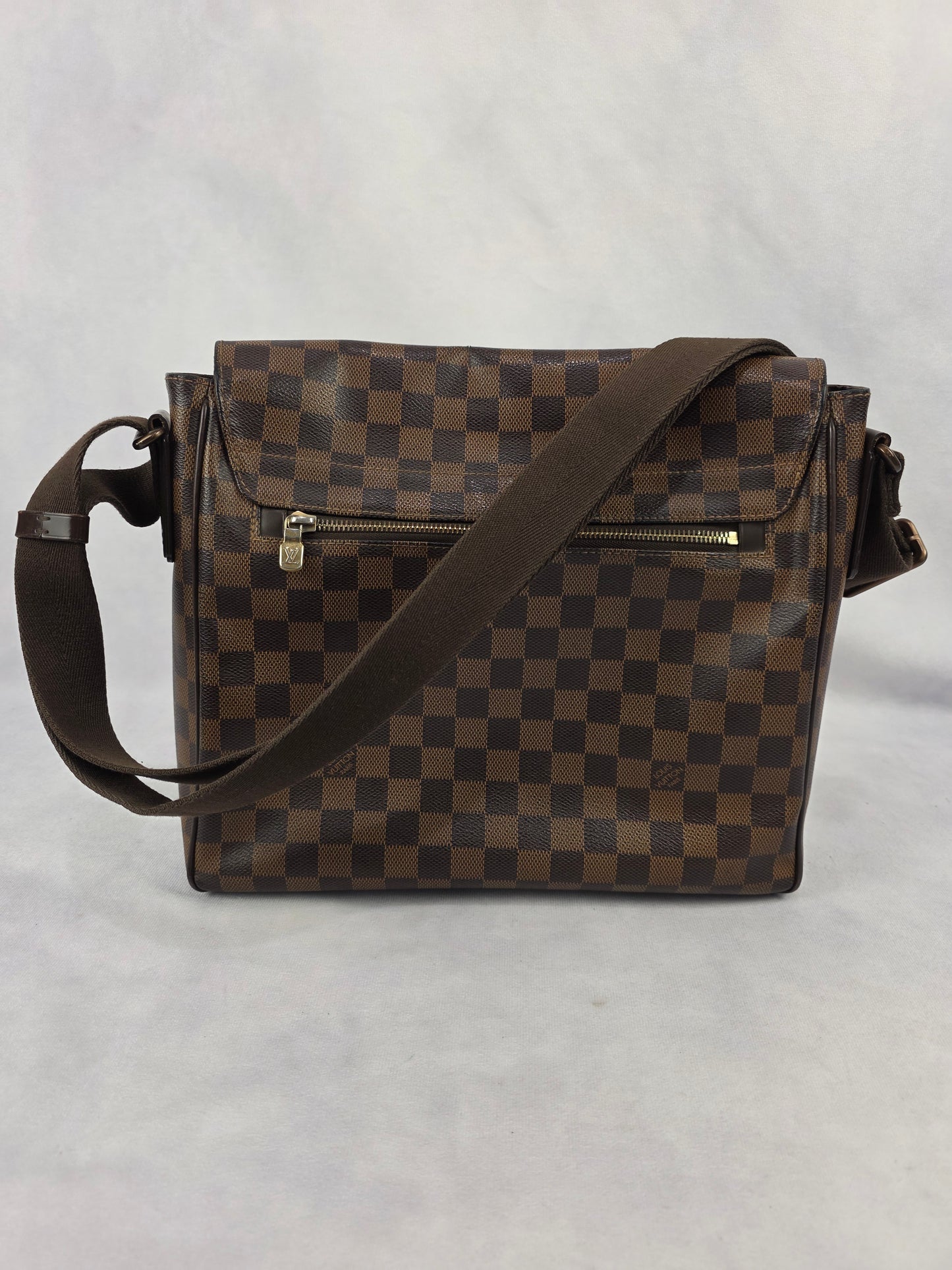 Louis Vuitton Damier Ebene District MM Messenger Crossbody Bag