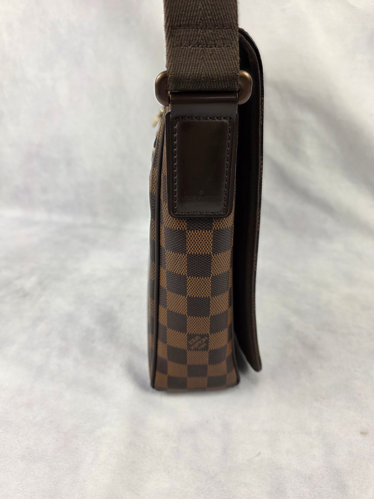 Louis Vuitton Damier Ebene District MM Messenger Crossbody Bag