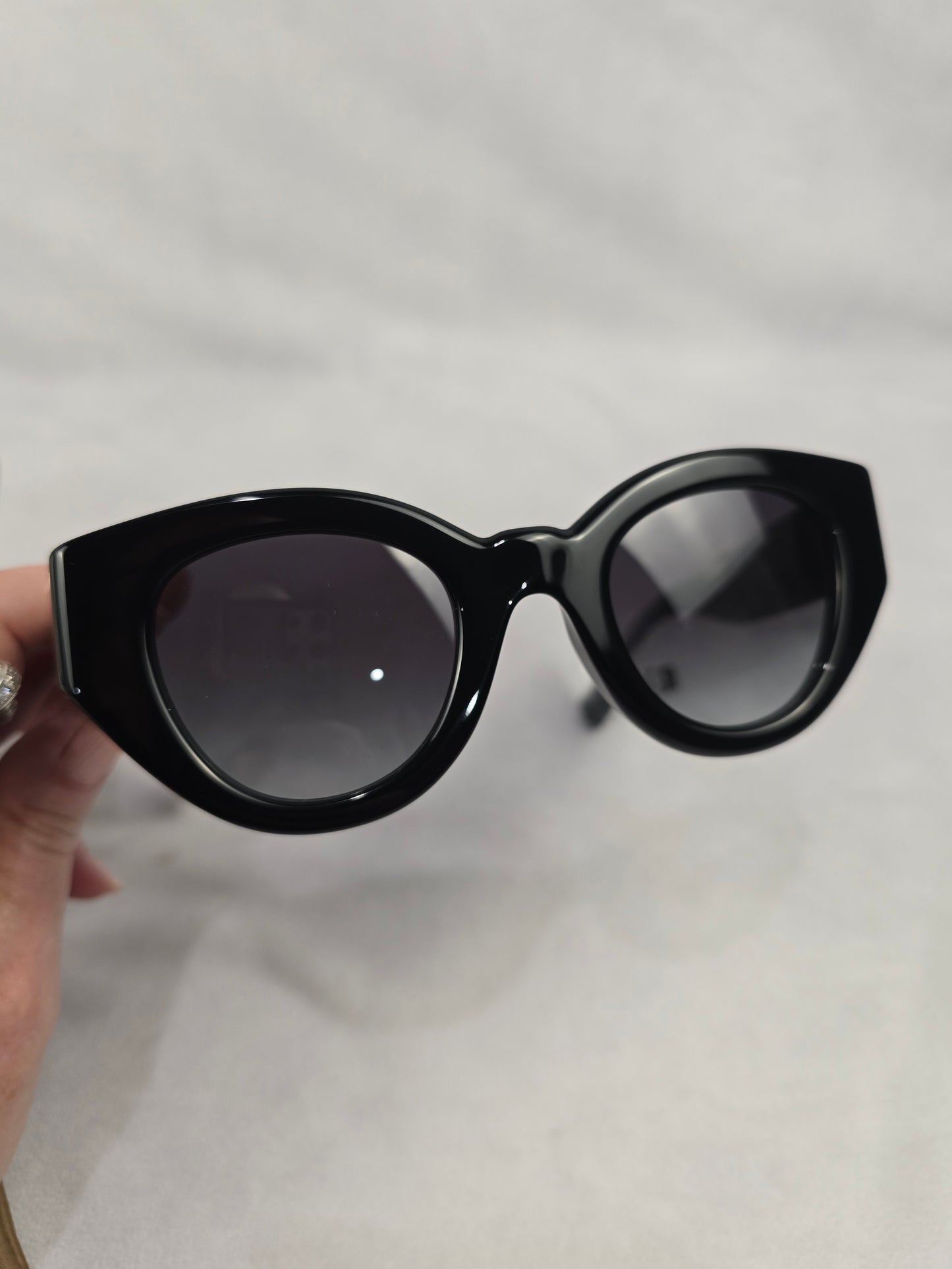 Burberry Meadow Sunglasses Black