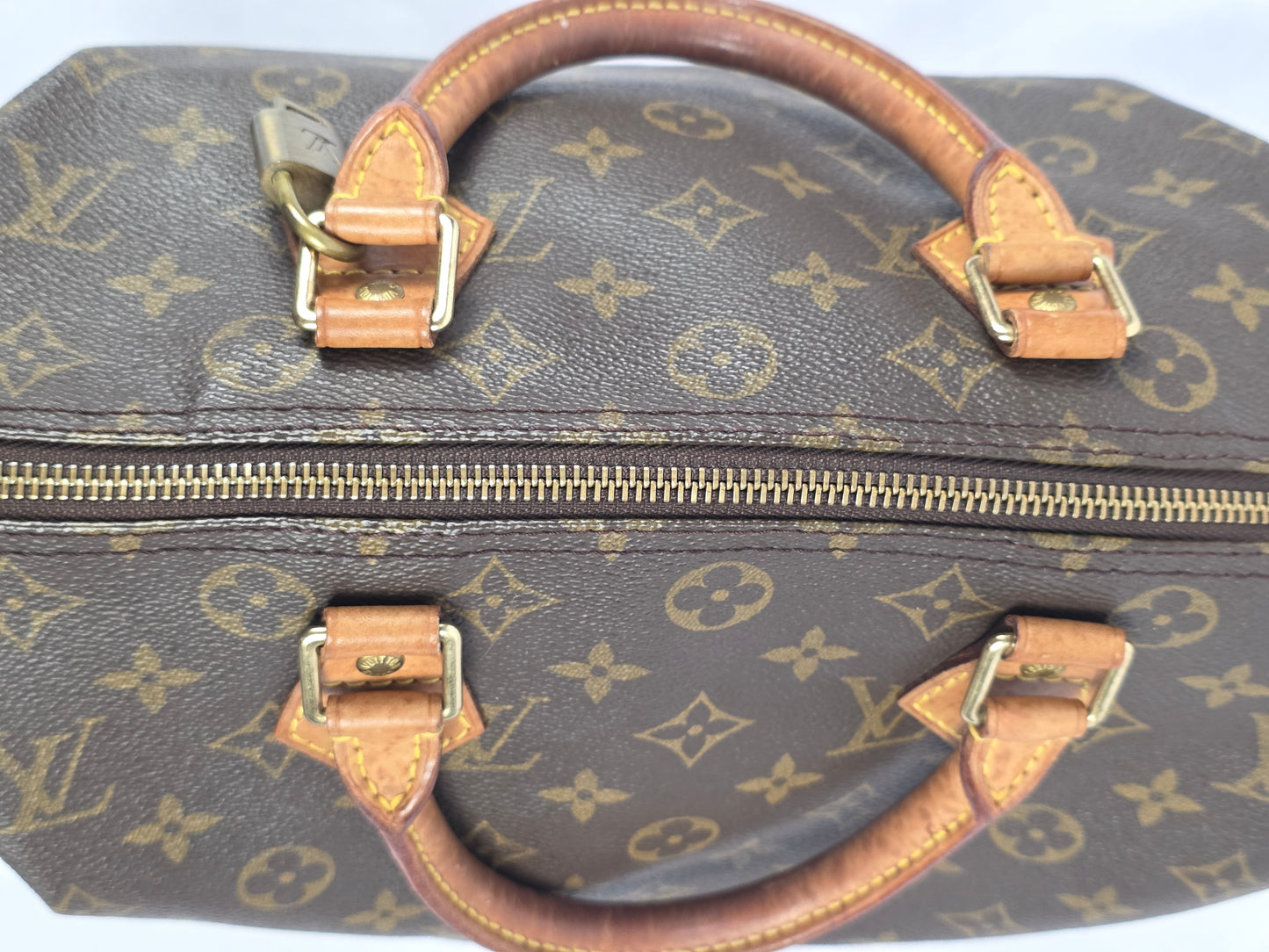Louis Vuitton Vintage Monogram Canvas Speedy 30, TH1010