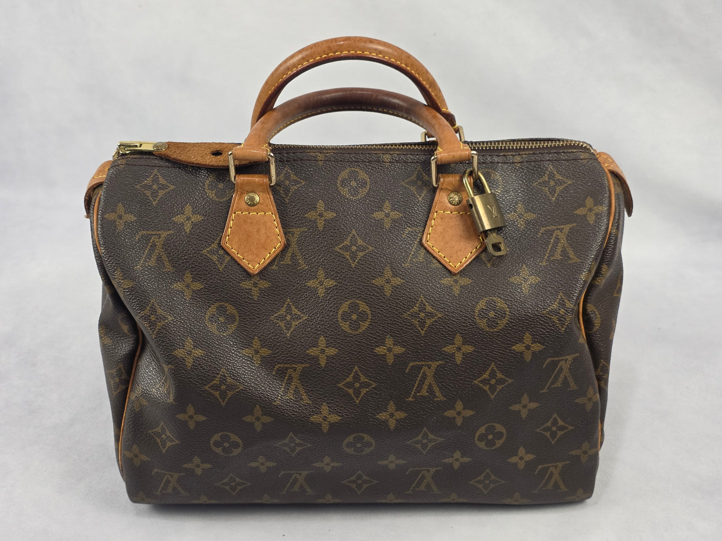 Louis Vuitton Vintage Monogram Canvas Speedy 30, TH1010