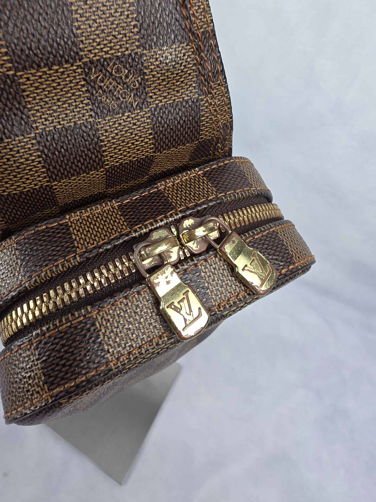 Louis Vuitton Vintage Damier Ebene Geronimos Body Bag (CA0074)